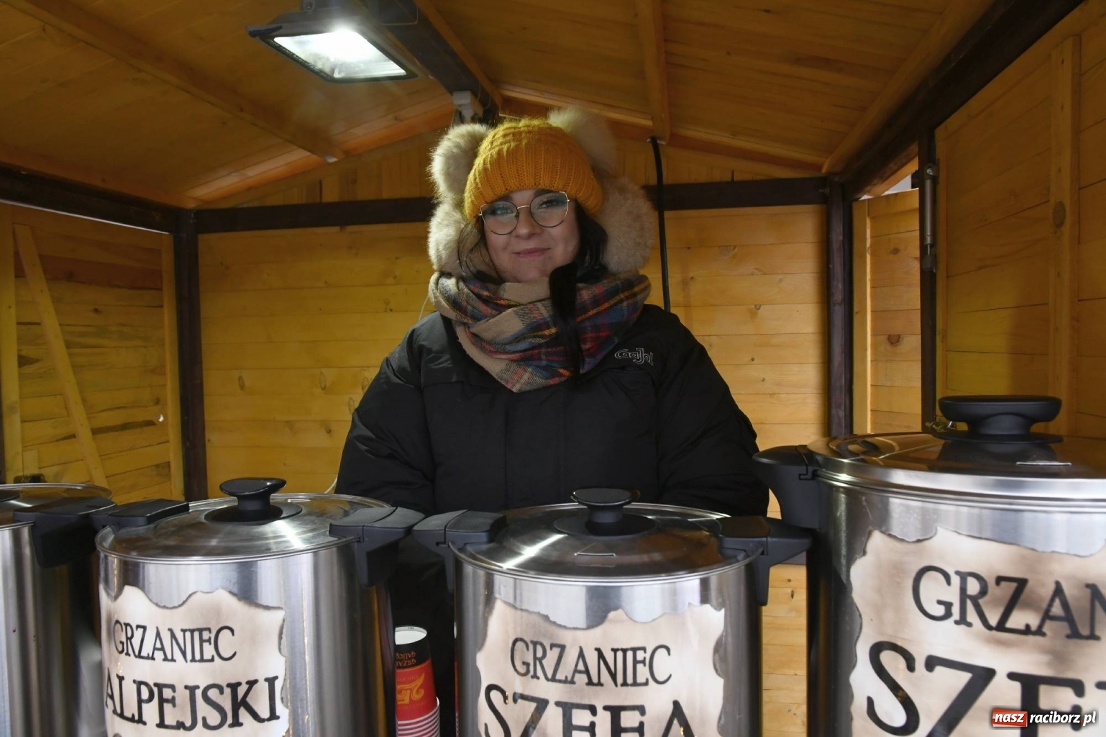 Zdjęcie w galerii na portalu naszraciborz.pl: Ruszył jarmark na zamku w Raciborzu [FOTO i WIDEO] wiadomości z regionu