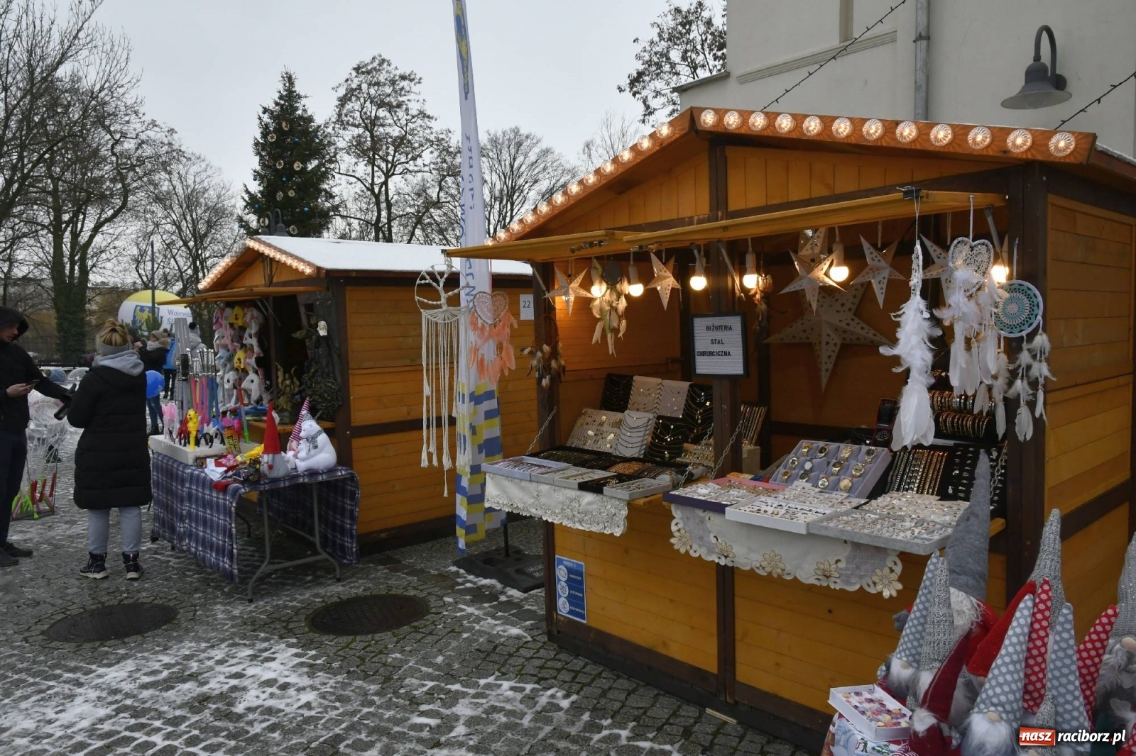 Zdjęcie w galerii na portalu naszraciborz.pl: Ruszył jarmark na zamku w Raciborzu [FOTO i WIDEO] wiadomości z regionu