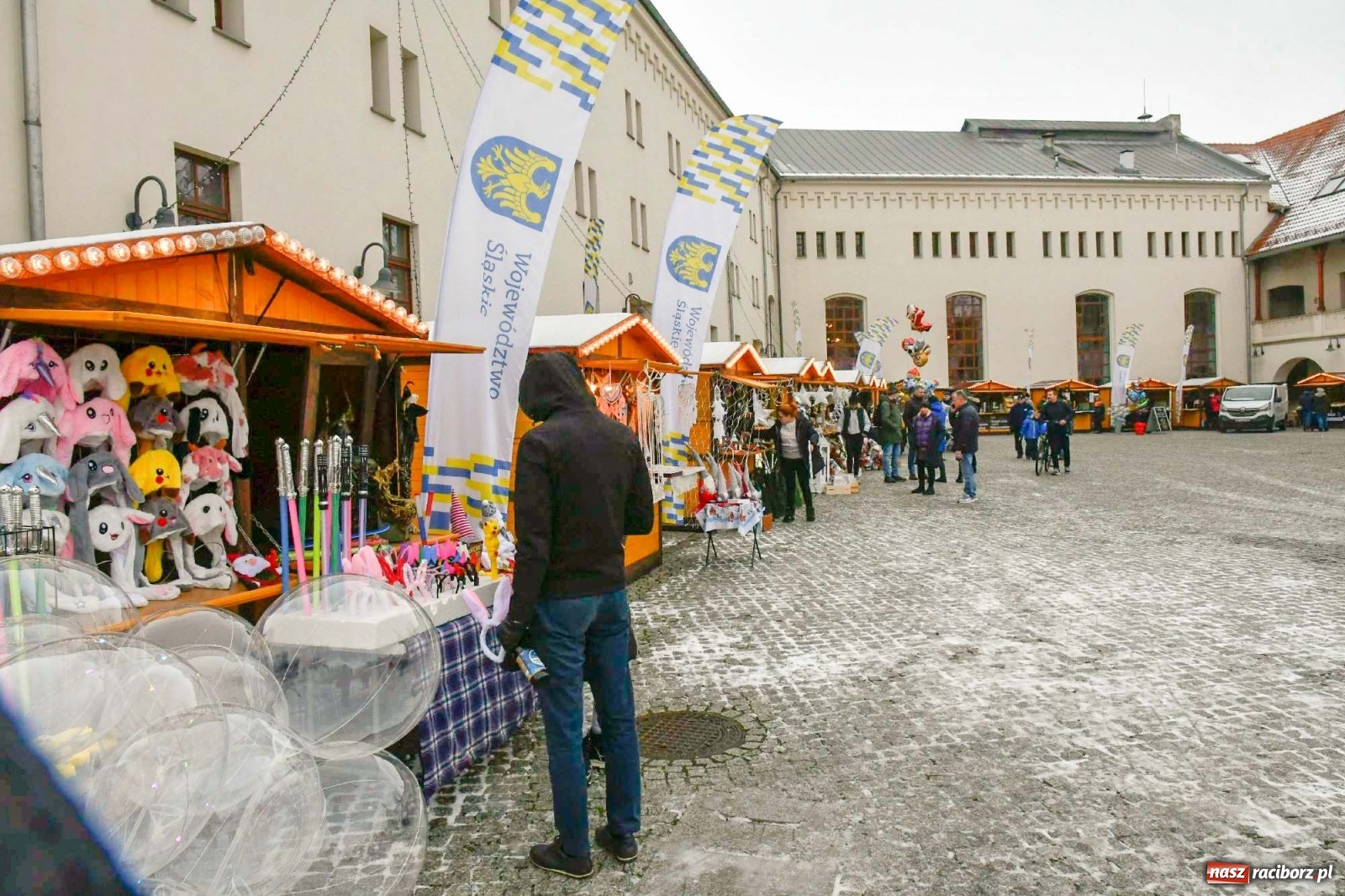 Zdjęcie w galerii na portalu naszraciborz.pl: Ruszył jarmark na zamku w Raciborzu [FOTO i WIDEO] wiadomości z regionu