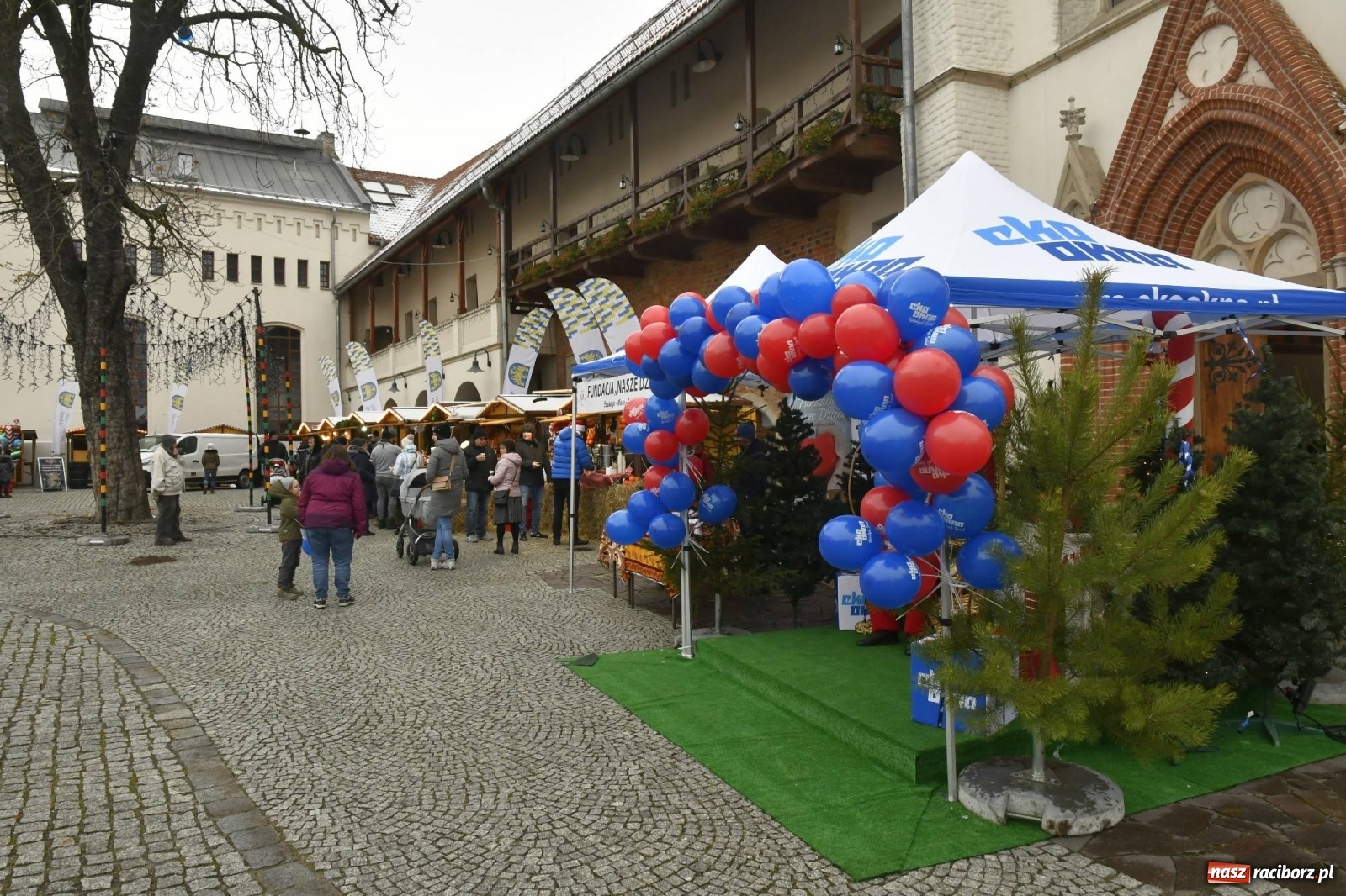 Zdjęcie w galerii na portalu naszraciborz.pl: Ruszył jarmark na zamku w Raciborzu [FOTO i WIDEO] wiadomości z regionu