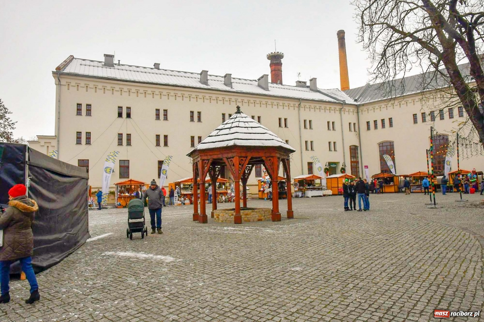 Zdjęcie w galerii na portalu naszraciborz.pl: Ruszył jarmark na zamku w Raciborzu [FOTO i WIDEO] wiadomości z regionu
