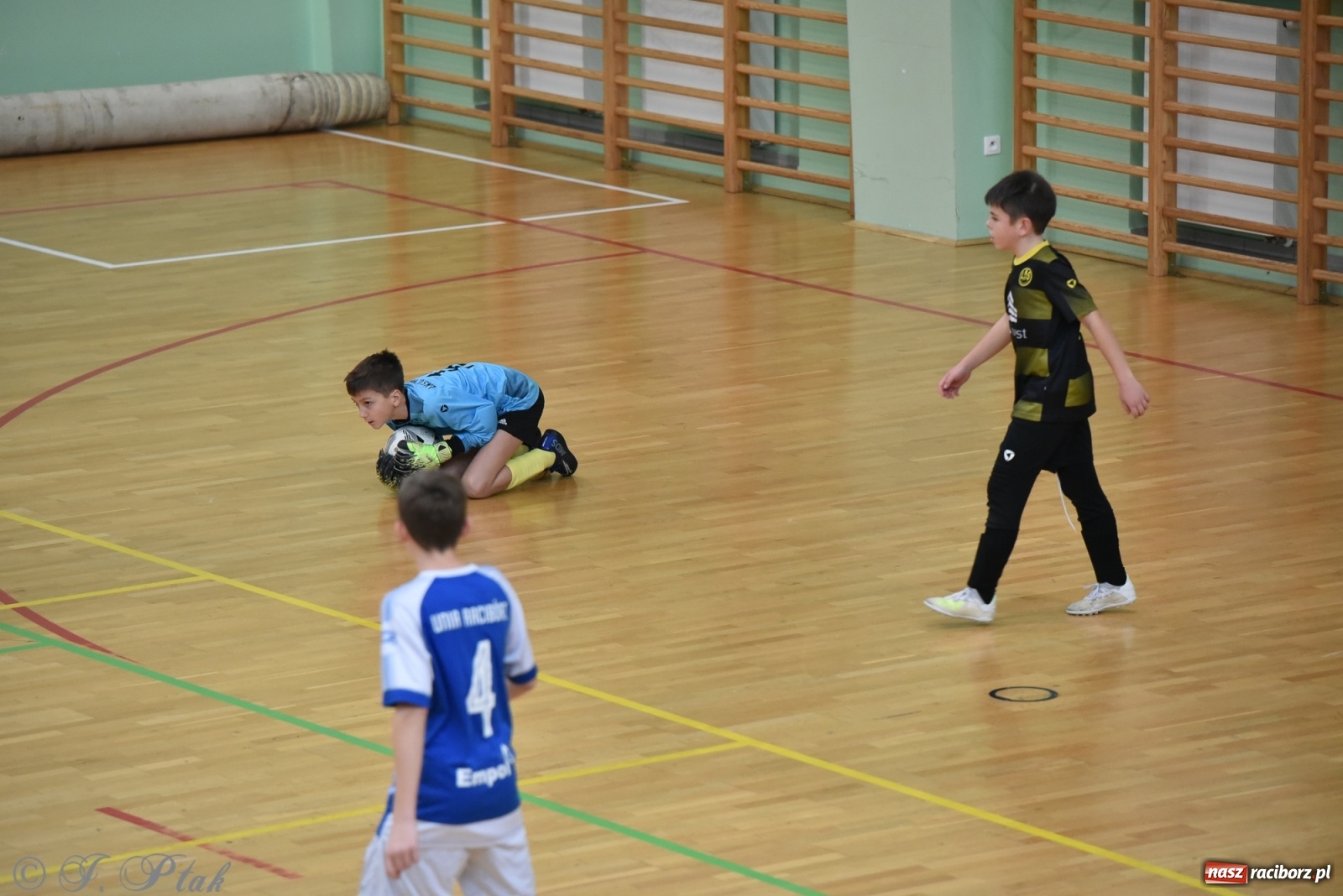 Zdjęcie w galerii na portalu naszraciborz.pl: Halowy turniej o puchar prezesa LKS 07 Markowice [FOTO] wiadomości z regionu