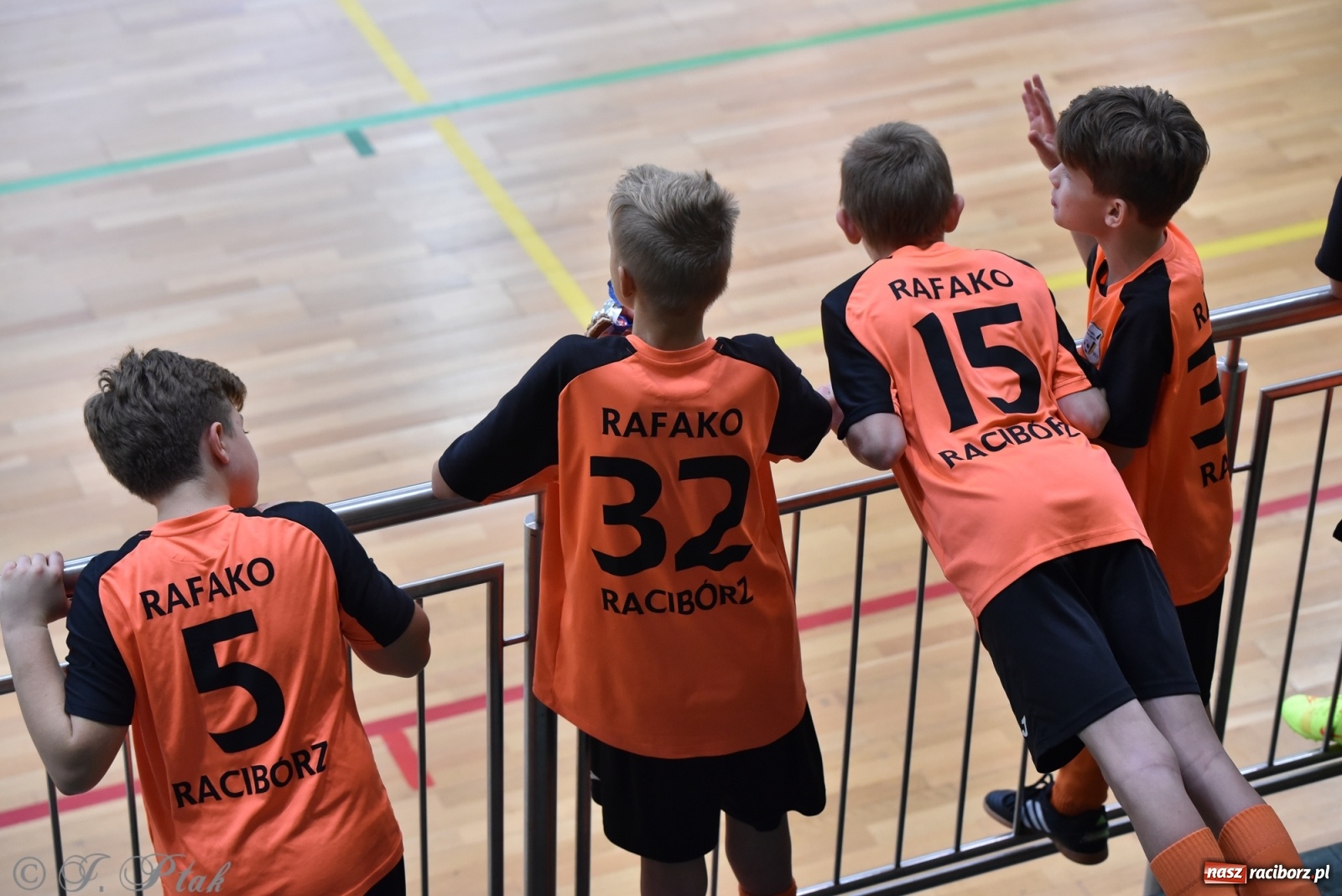 Zdjęcie w galerii na portalu naszraciborz.pl: Halowy turniej o puchar prezesa LKS 07 Markowice [FOTO] wiadomości z regionu