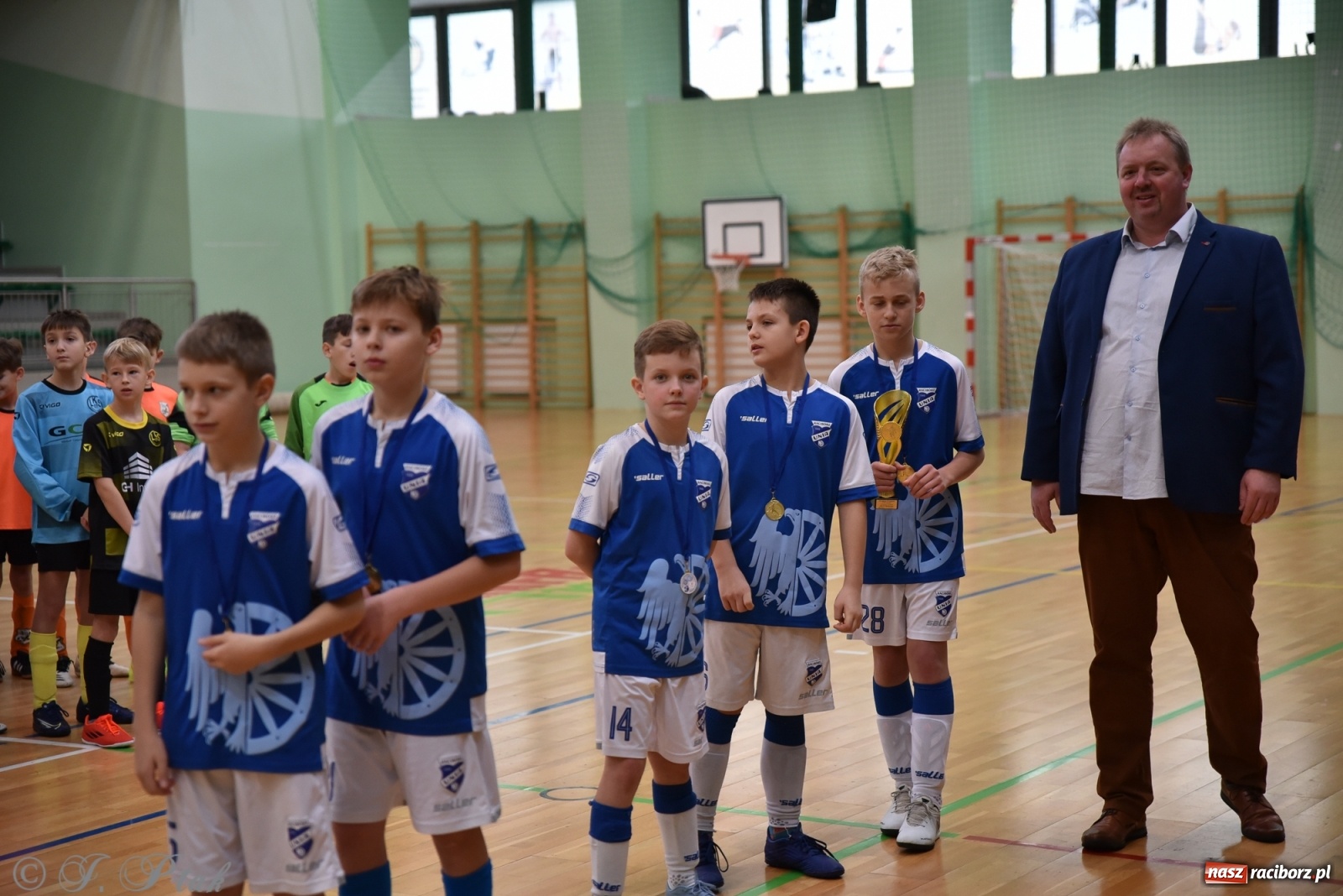 Zdjęcie w galerii na portalu naszraciborz.pl: Halowy turniej o puchar prezesa LKS 07 Markowice [FOTO] wiadomości z regionu