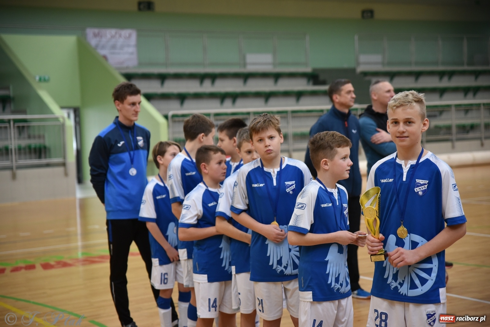 Zdjęcie w galerii na portalu naszraciborz.pl: Halowy turniej o puchar prezesa LKS 07 Markowice [FOTO] wiadomości z regionu
