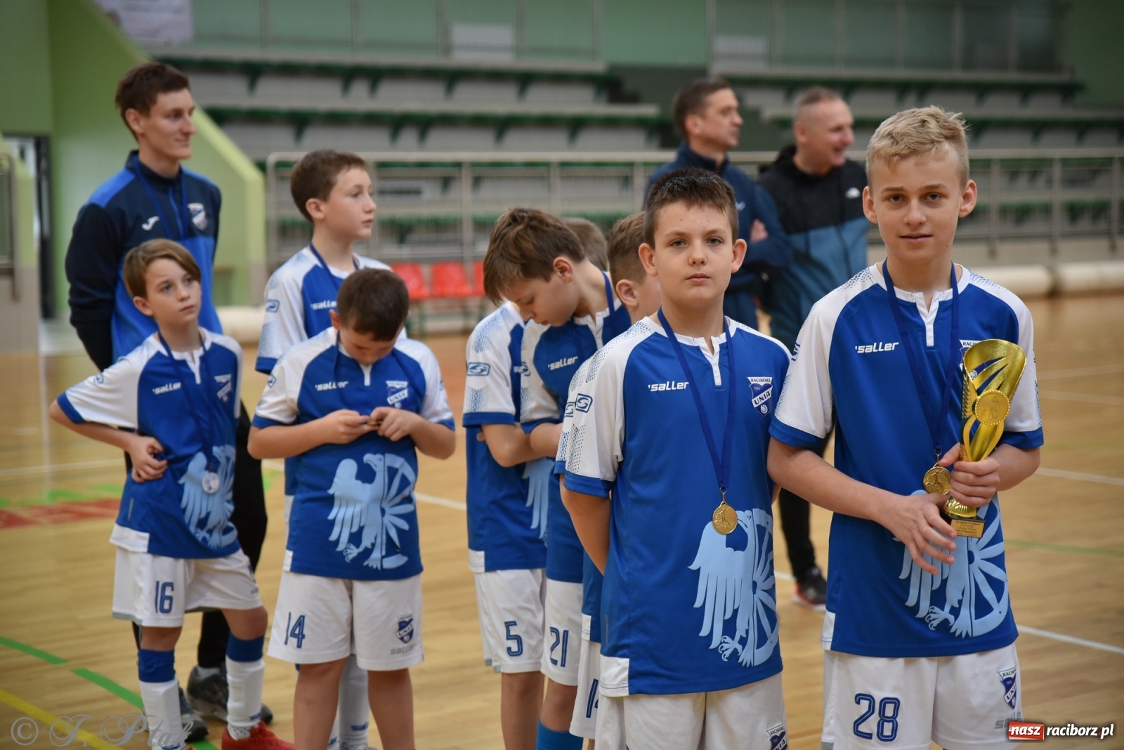 Zdjęcie w galerii na portalu naszraciborz.pl: Halowy turniej o puchar prezesa LKS 07 Markowice [FOTO] wiadomości z regionu