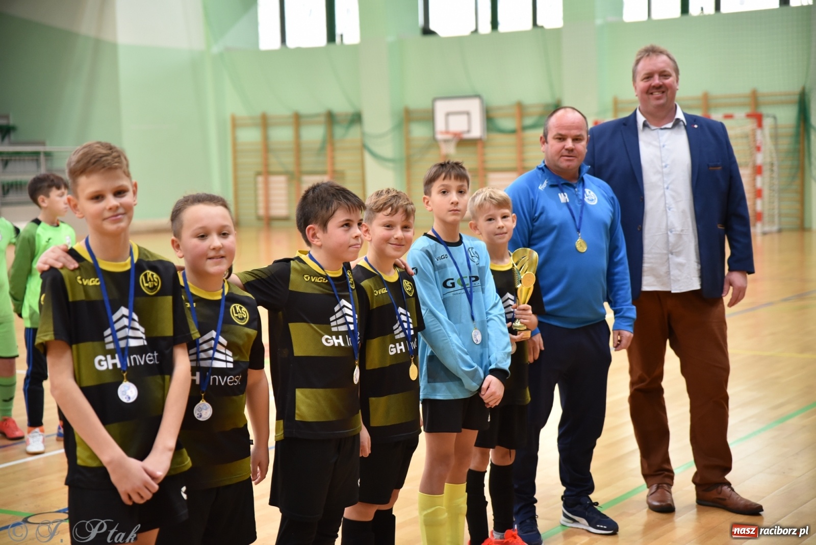 Zdjęcie w galerii na portalu naszraciborz.pl: Halowy turniej o puchar prezesa LKS 07 Markowice [FOTO] wiadomości z regionu