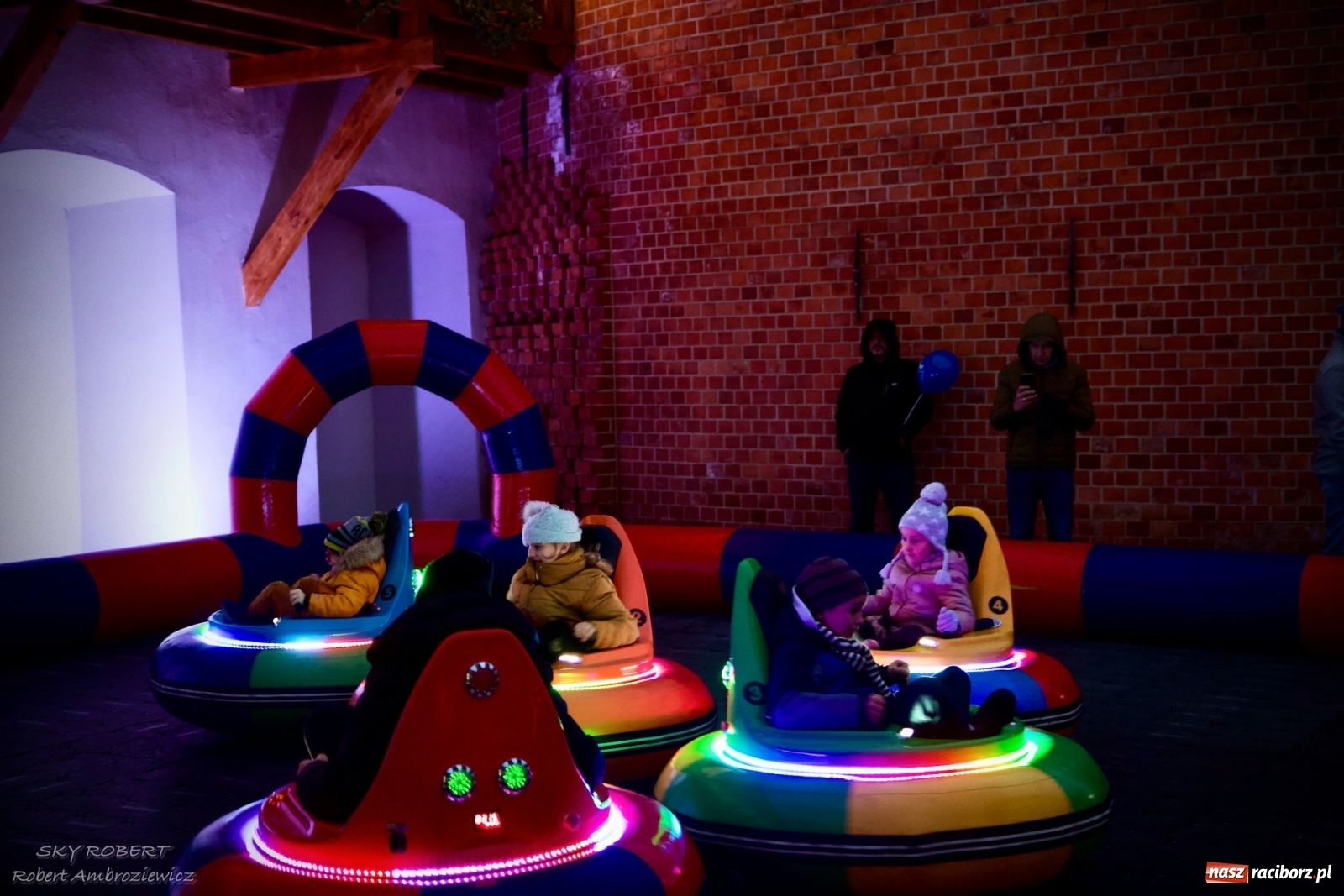 Zdjęcie w galerii na portalu naszraciborz.pl: Oficjalne otwarcie jarmarku i chwila zakłopotania wiadomości z regionu