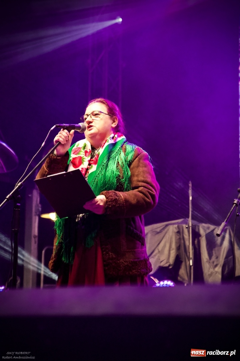 Zdjęcie w galerii na portalu naszraciborz.pl: Oficjalne otwarcie jarmarku i chwila zakłopotania wiadomości z regionu