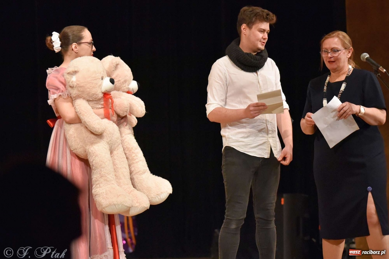 Zdjęcie w galerii na portalu naszraciborz.pl: Źródło podsumowało zbiórkę dla Beaty Leśniewskiej wiadomości z regionu