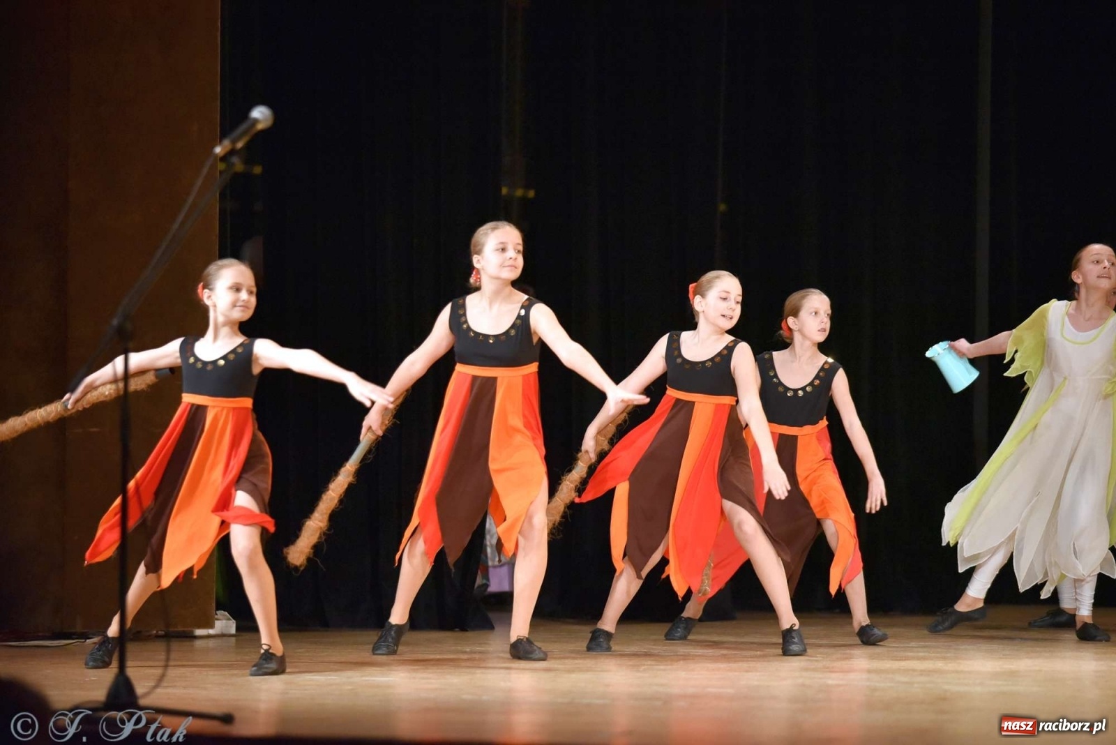 Zdjęcie w galerii na portalu naszraciborz.pl: Źródło podsumowało zbiórkę dla Beaty Leśniewskiej wiadomości z regionu