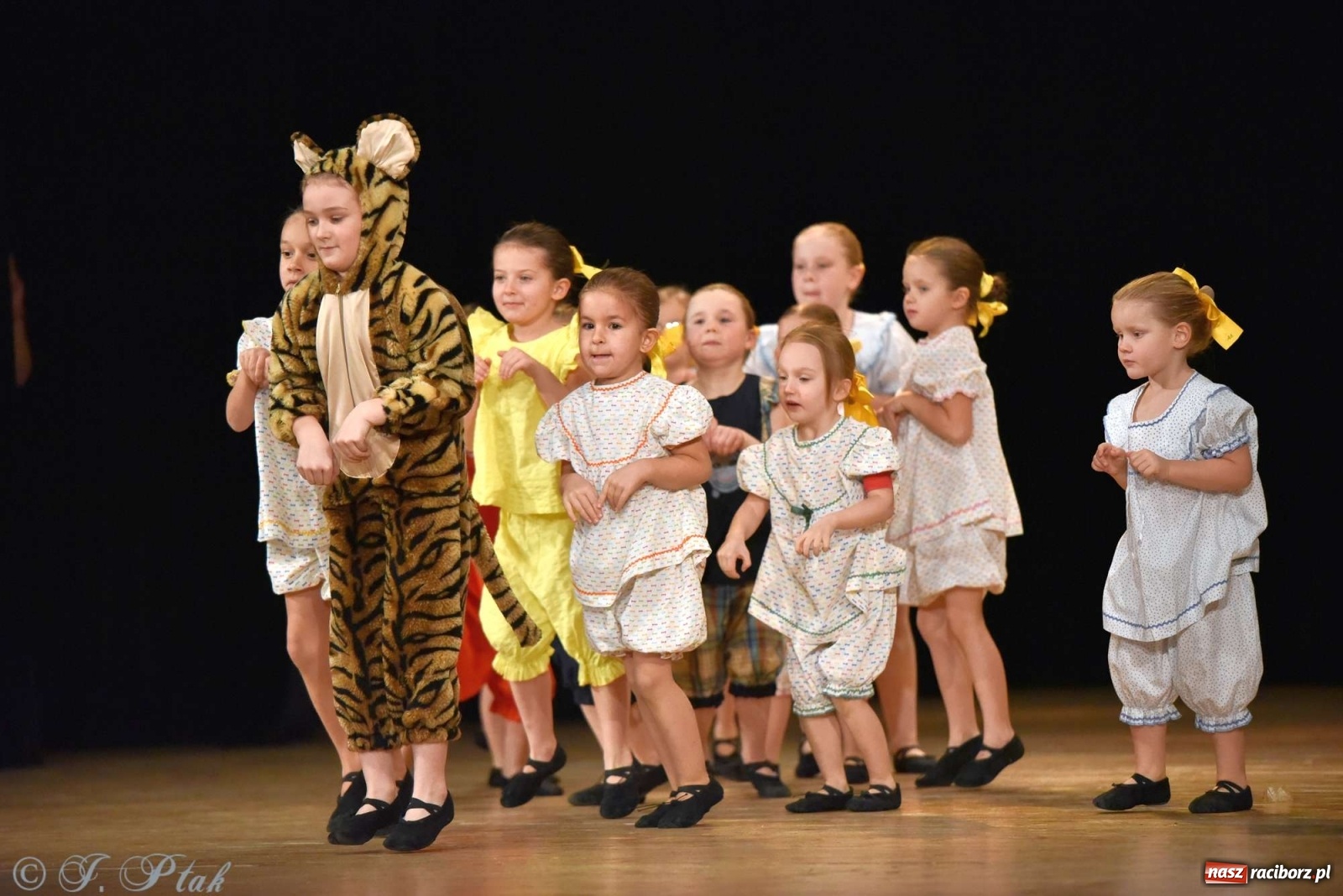 Zdjęcie w galerii na portalu naszraciborz.pl: Źródło podsumowało zbiórkę dla Beaty Leśniewskiej wiadomości z regionu