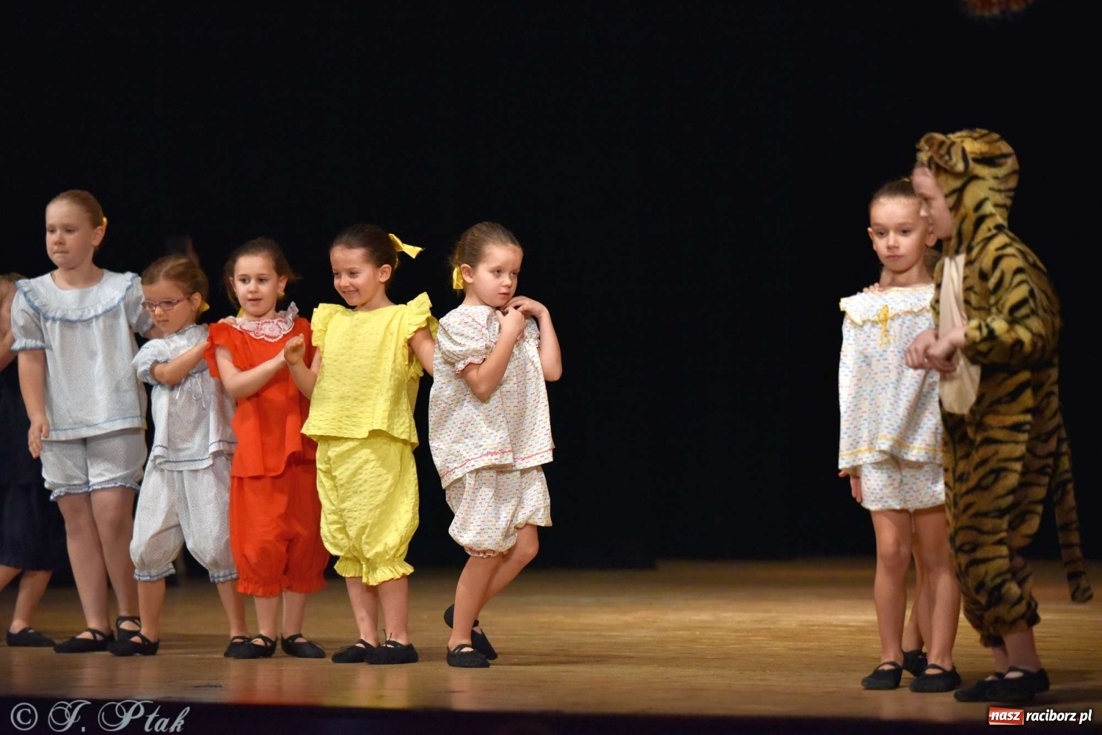 Zdjęcie w galerii na portalu naszraciborz.pl: Źródło podsumowało zbiórkę dla Beaty Leśniewskiej wiadomości z regionu