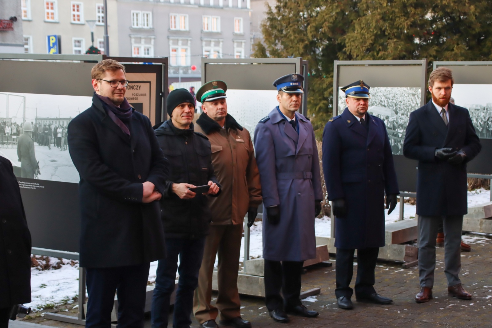 Zdjęcie w galerii na portalu naszraciborz.pl: Czas apokalipsy. W przeddzień rocznicy stanu wojennego w Raciborzu wiadomości z regionu