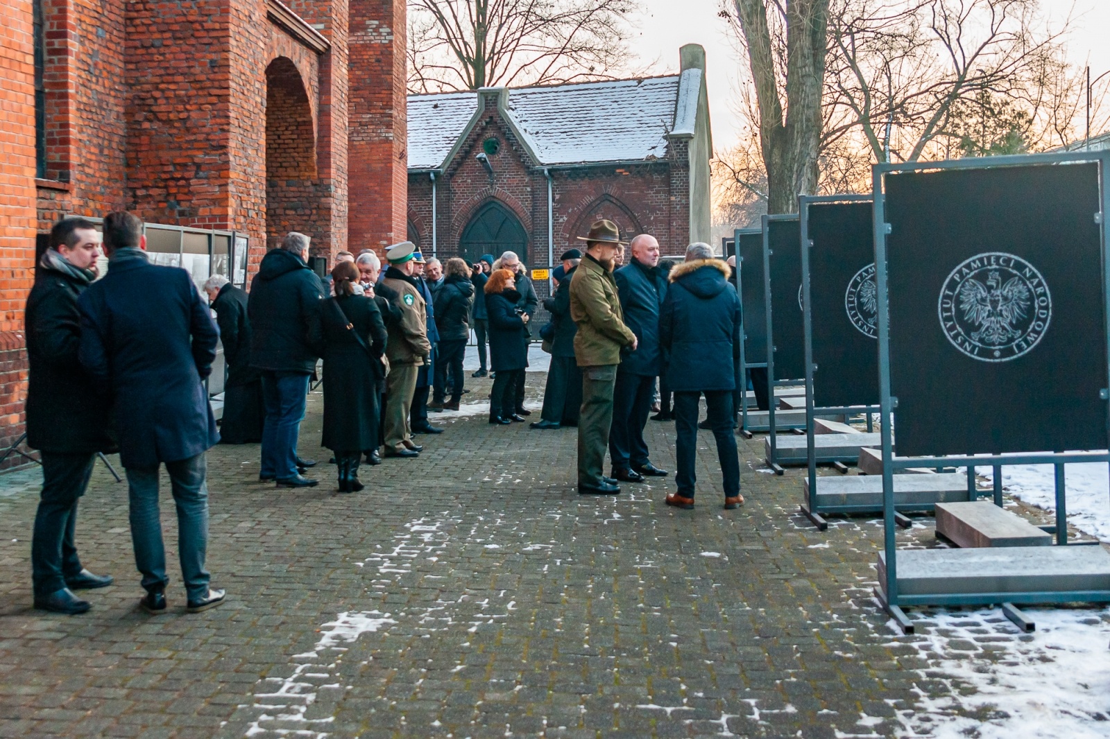 Zdjęcie w galerii na portalu naszraciborz.pl: Czas apokalipsy. W przeddzień rocznicy stanu wojennego w Raciborzu wiadomości z regionu