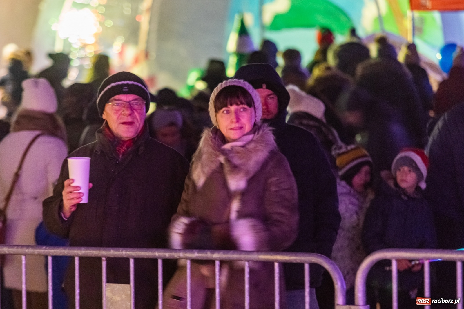 Zdjęcie w galerii na portalu naszraciborz.pl: Chóralne śpiewy i góralskie rytmy - niedziela na zamkowym jarmarku [FOTO i WIDEO] wiadomości z regionu