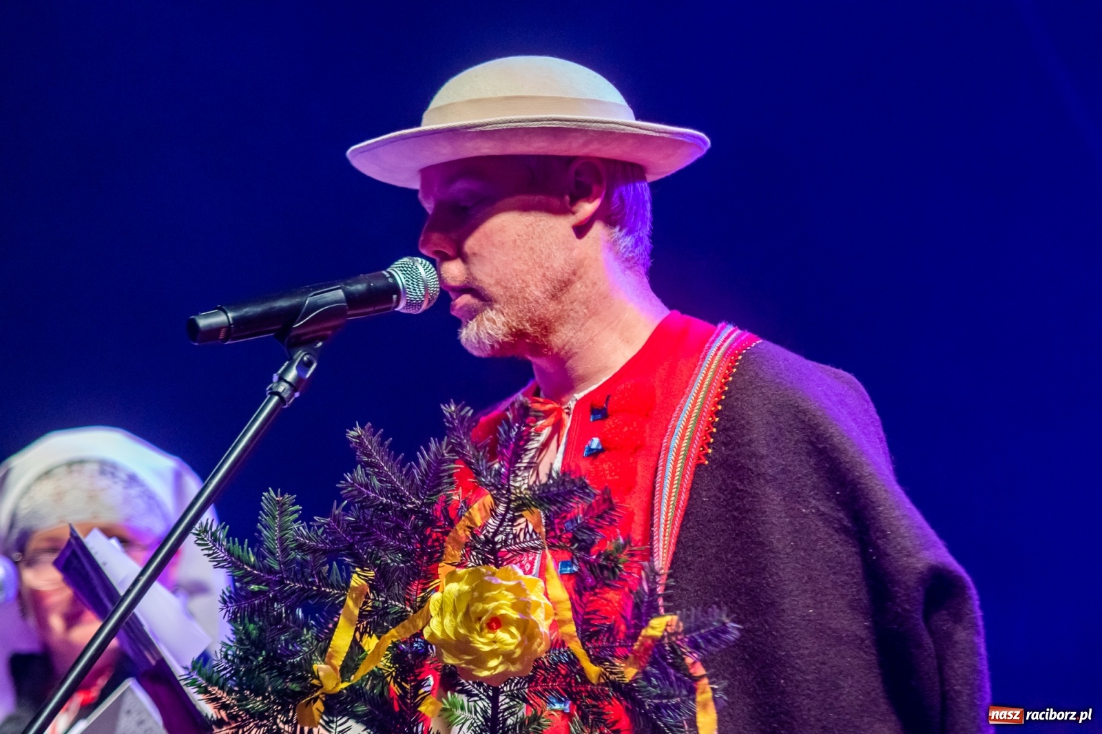 Zdjęcie w galerii na portalu naszraciborz.pl: Chóralne śpiewy i góralskie rytmy - niedziela na zamkowym jarmarku [FOTO i WIDEO] wiadomości z regionu