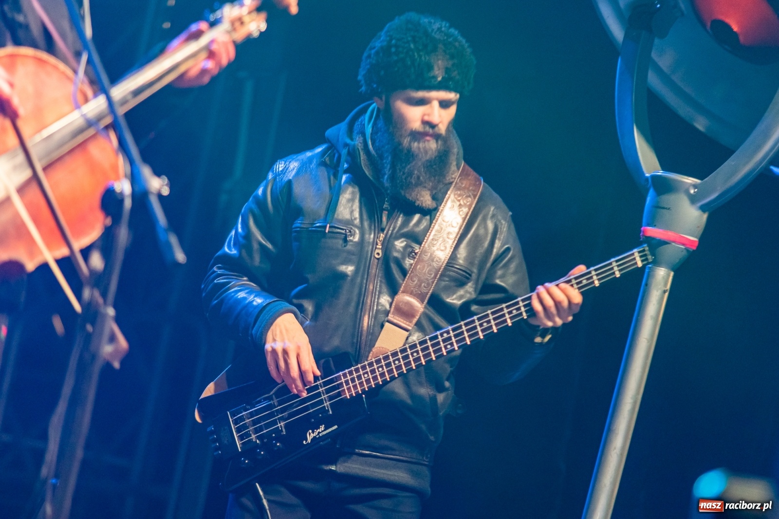 Zdjęcie w galerii na portalu naszraciborz.pl: Chóralne śpiewy i góralskie rytmy - niedziela na zamkowym jarmarku [FOTO i WIDEO] wiadomości z regionu