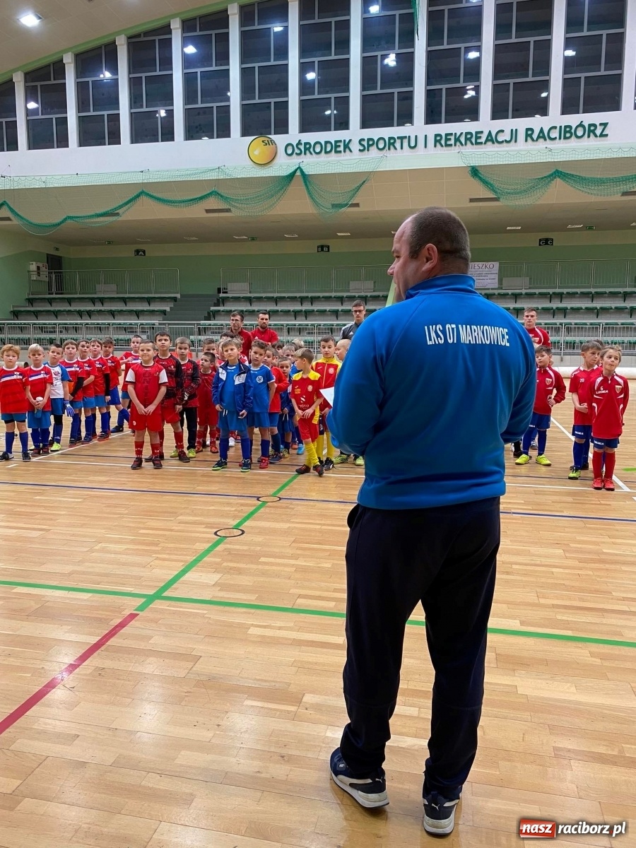 Zdjęcie w galerii na portalu naszraciborz.pl: Piłkarska rywalizacja żaków w Arenie Rafako [FOTO] wiadomości z regionu