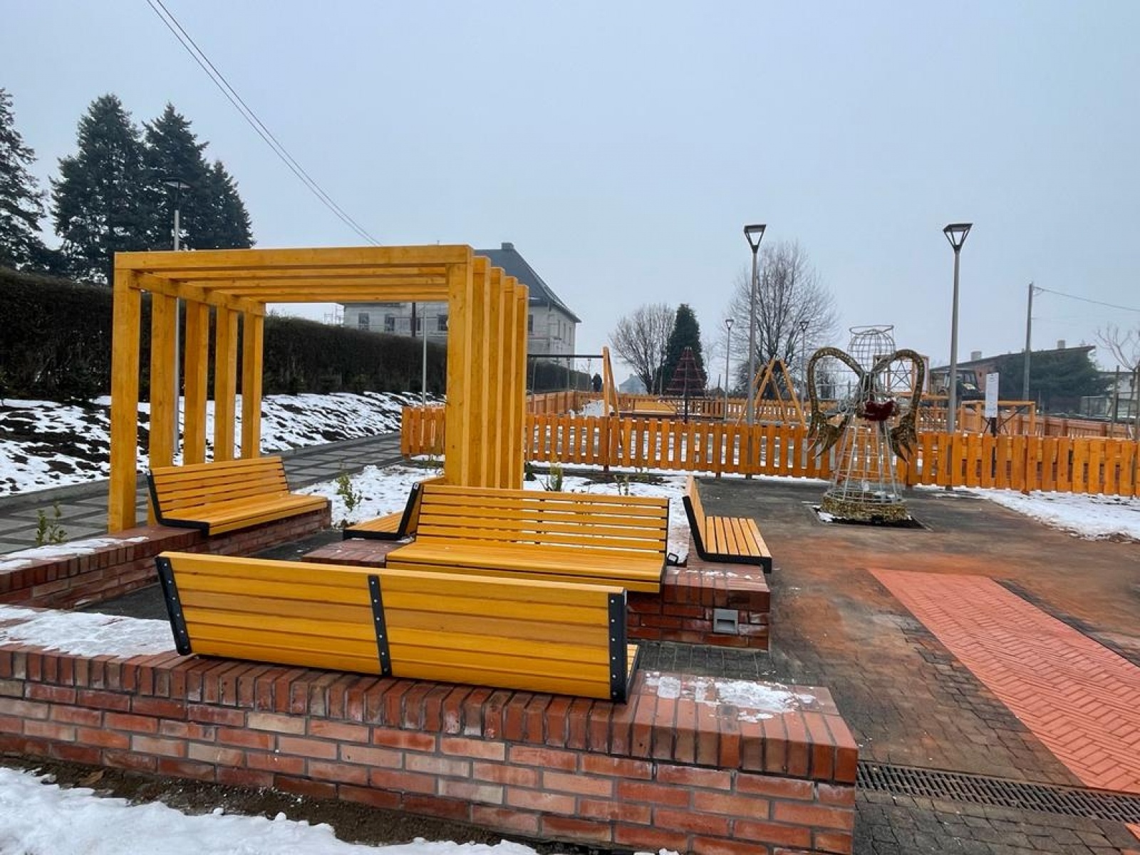 Zdjęcie w galerii na portalu naszraciborz.pl: Centrum Przesiadkowe w Bieńkowicach oficjalnie otwarte wiadomości z regionu