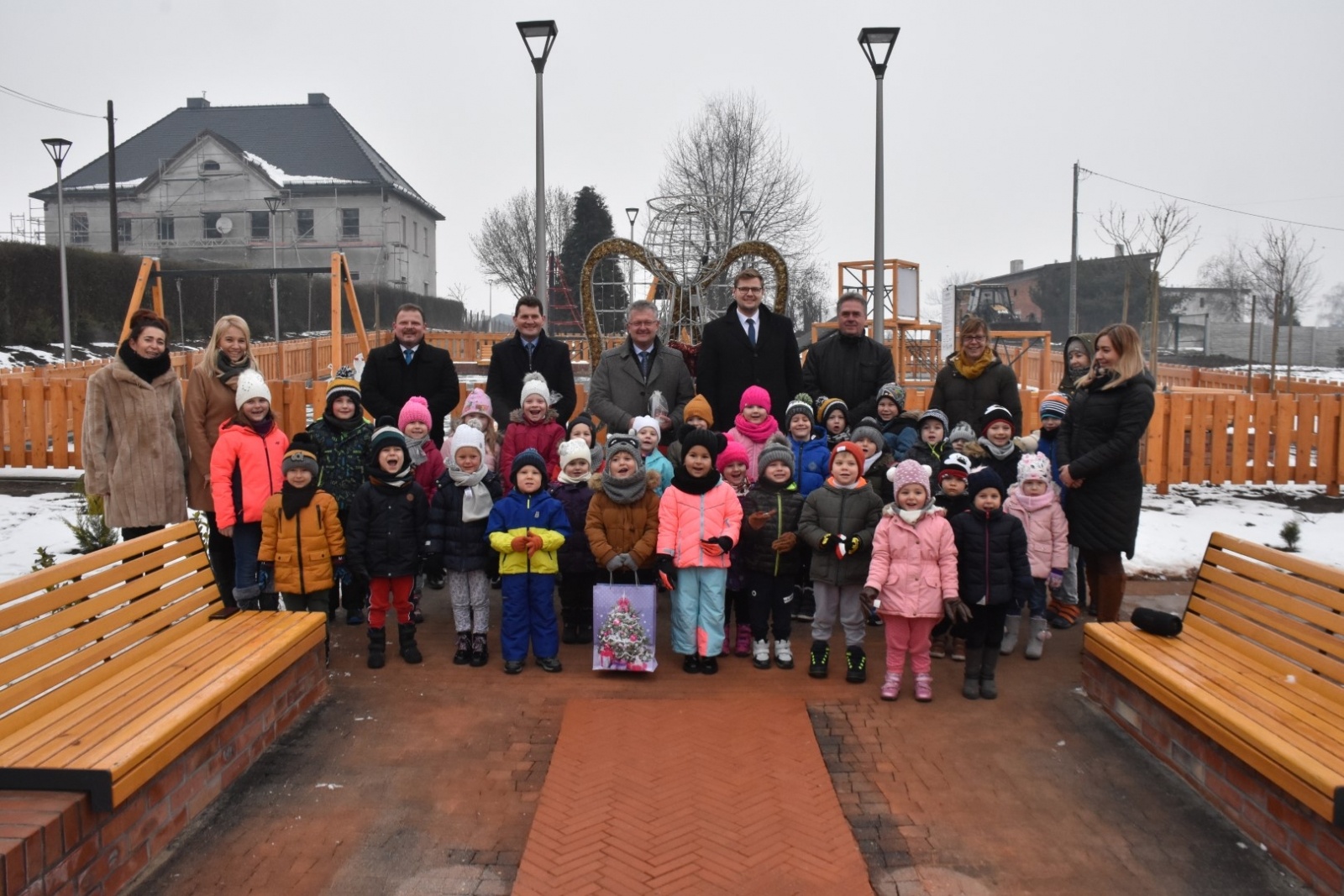 Zdjęcie w galerii na portalu naszraciborz.pl: Centrum Przesiadkowe w Bieńkowicach oficjalnie otwarte wiadomości z regionu