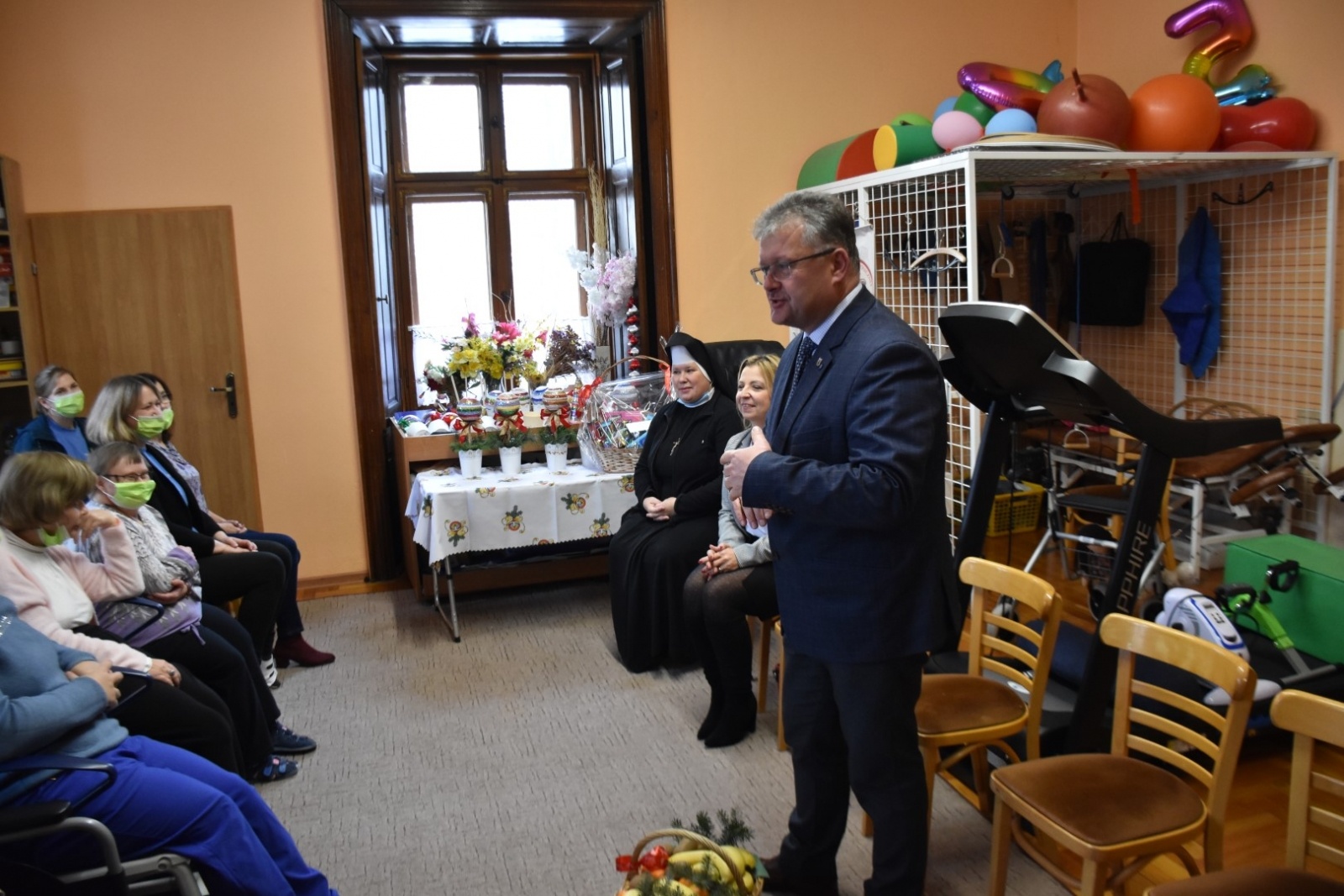 Zdjęcie w galerii na portalu naszraciborz.pl: Świąteczna wizyta w Różanym Pałacu wiadomości z regionu