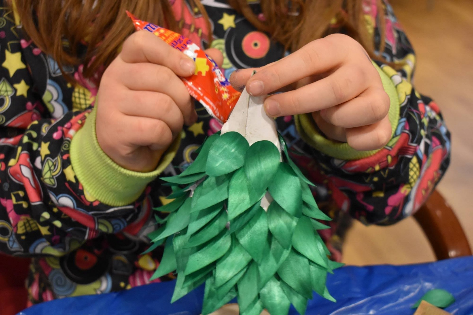 Zdjęcie w galerii na portalu naszraciborz.pl: Jarmark zamkowy. Dzieci na scenie i świąteczne wynalazki wiadomości z regionu