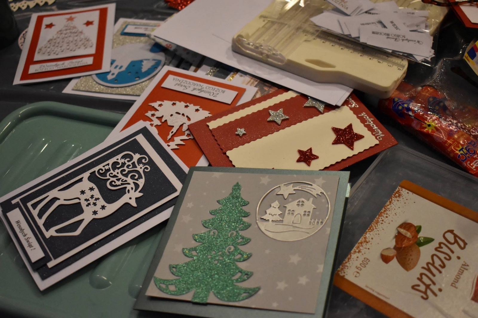 Zdjęcie w galerii na portalu naszraciborz.pl: Jarmark zamkowy. Dzieci na scenie i świąteczne wynalazki wiadomości z regionu