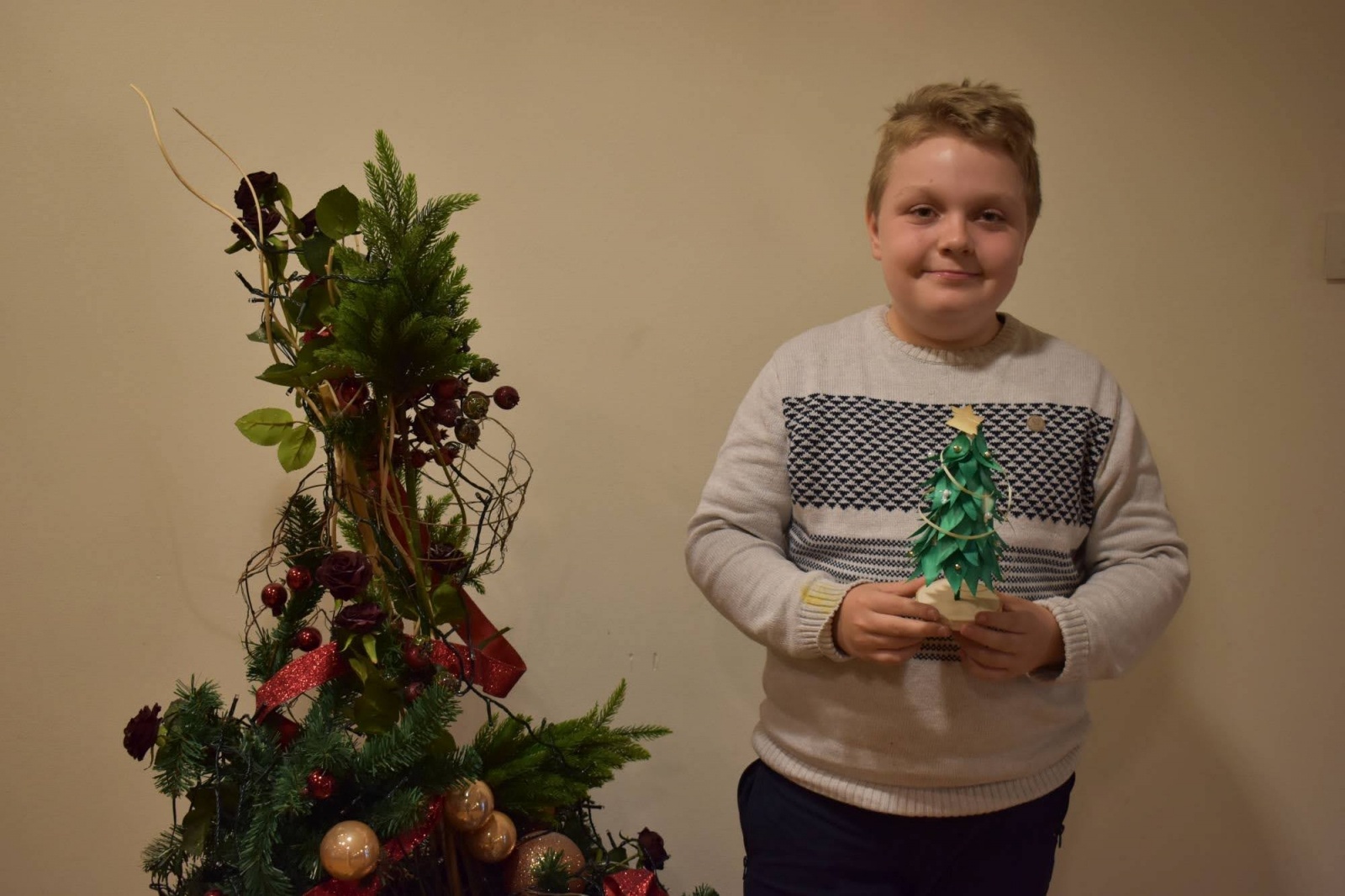 Zdjęcie w galerii na portalu naszraciborz.pl: Jarmark zamkowy. Dzieci na scenie i świąteczne wynalazki wiadomości z regionu