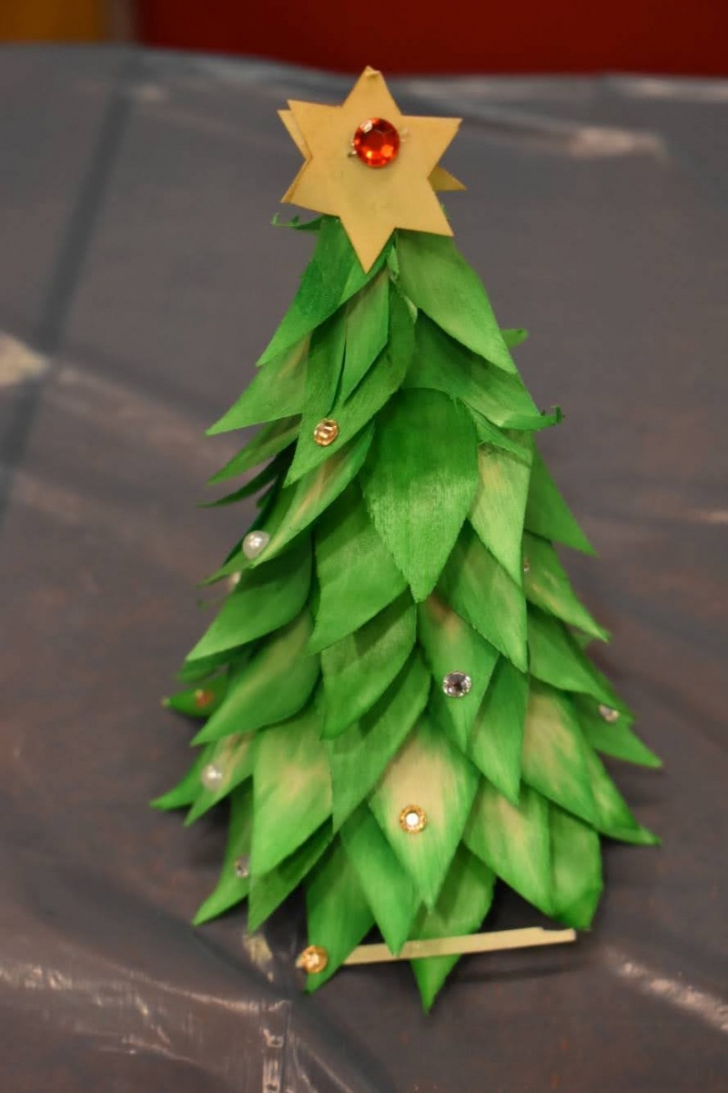 Zdjęcie w galerii na portalu naszraciborz.pl: Jarmark zamkowy. Dzieci na scenie i świąteczne wynalazki wiadomości z regionu