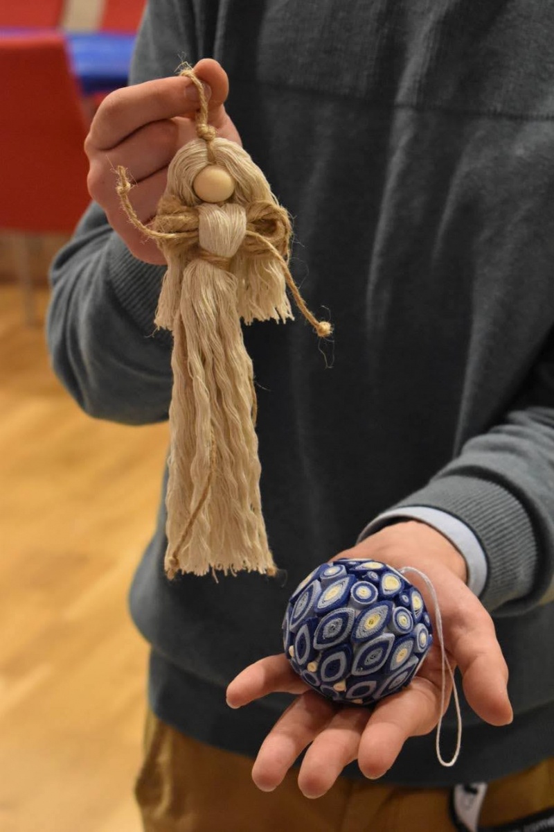 Zdjęcie w galerii na portalu naszraciborz.pl: Jarmark zamkowy. Dzieci na scenie i świąteczne wynalazki wiadomości z regionu