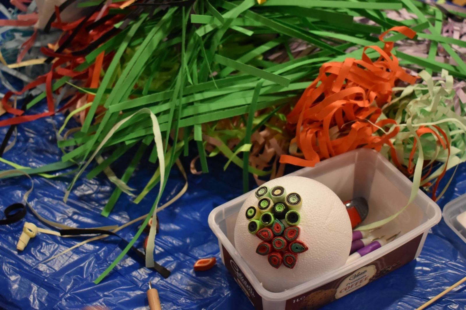 Zdjęcie w galerii na portalu naszraciborz.pl: Jarmark zamkowy. Dzieci na scenie i świąteczne wynalazki wiadomości z regionu