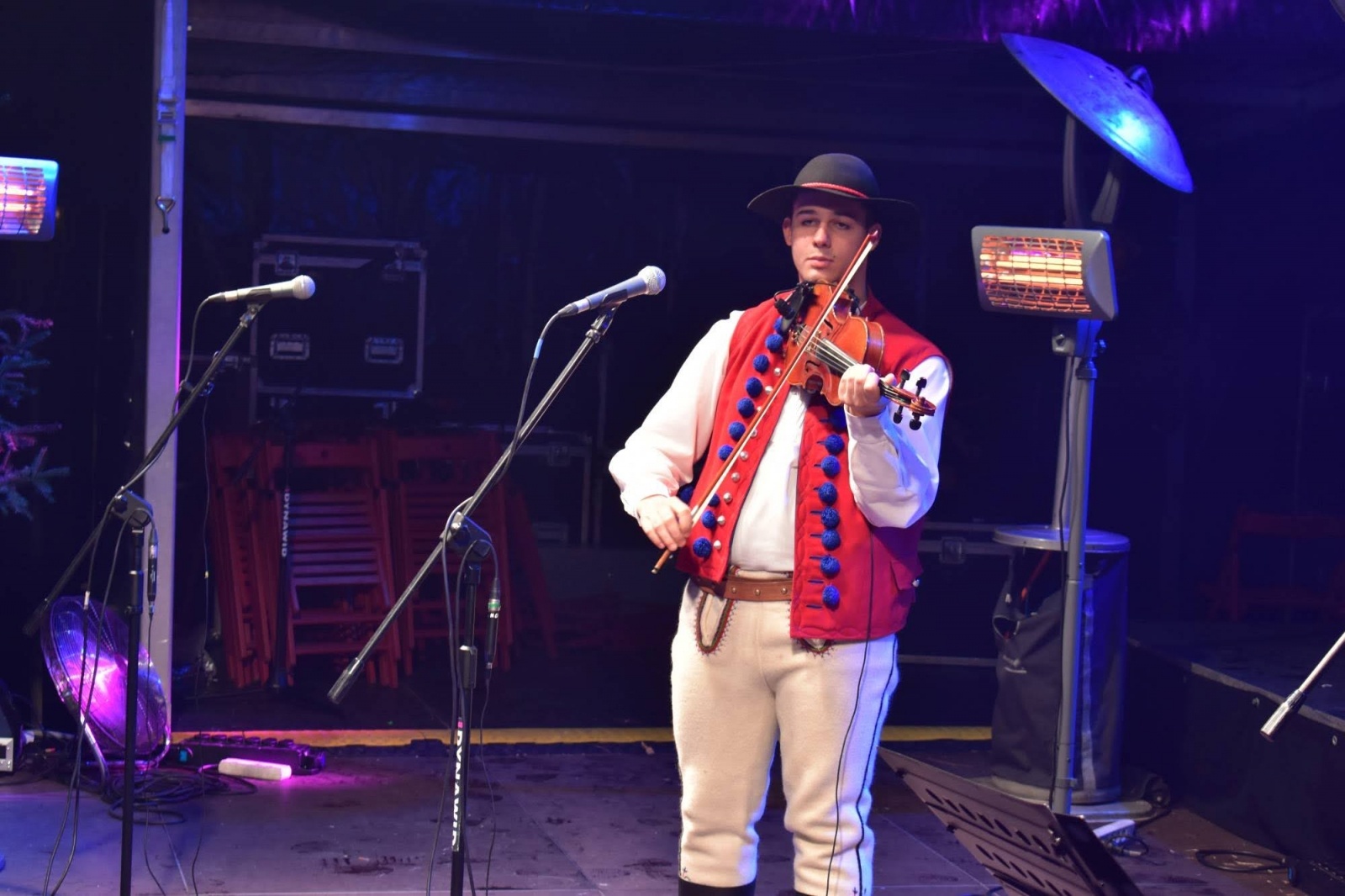 Zdjęcie w galerii na portalu naszraciborz.pl: Raciborska Plania i górale - poniedziałek na zamku wiadomości z regionu