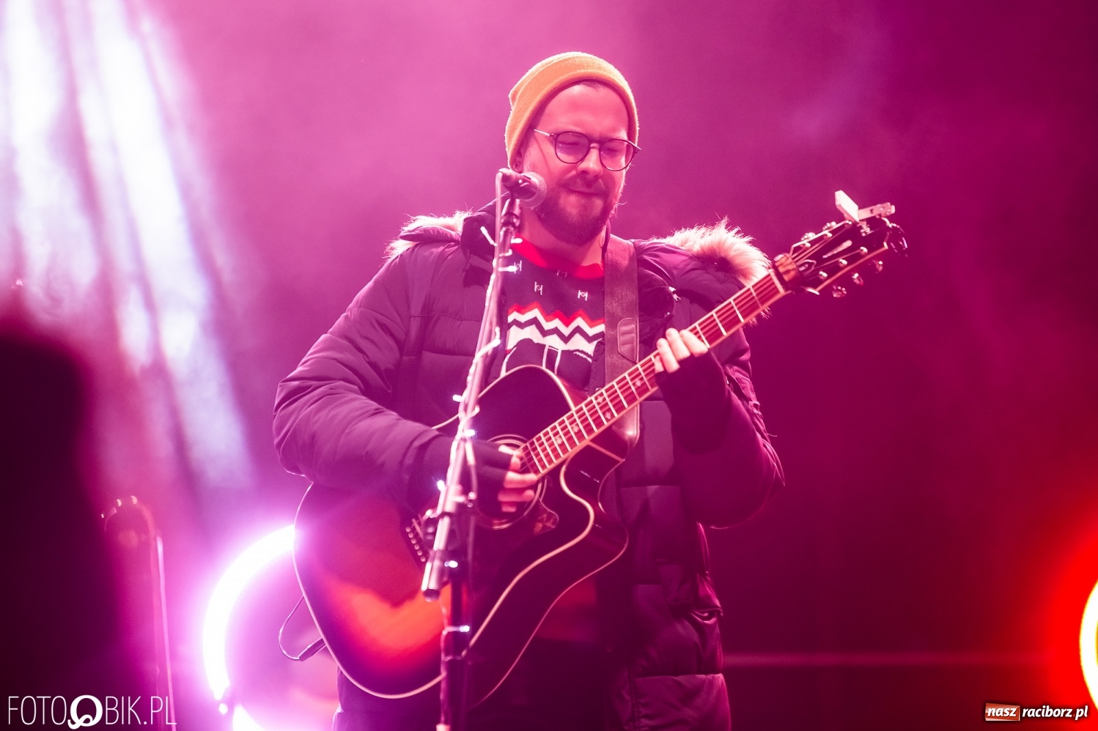 Zdjęcie w galerii na portalu naszraciborz.pl: Enej kolędowo na zamku w Raciborzu [WIDEO] wiadomości z regionu