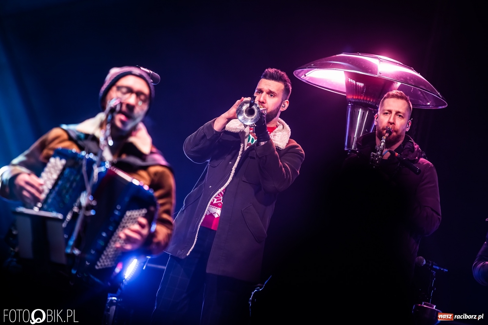 Zdjęcie w galerii na portalu naszraciborz.pl: Enej kolędowo na zamku w Raciborzu [WIDEO] wiadomości z regionu