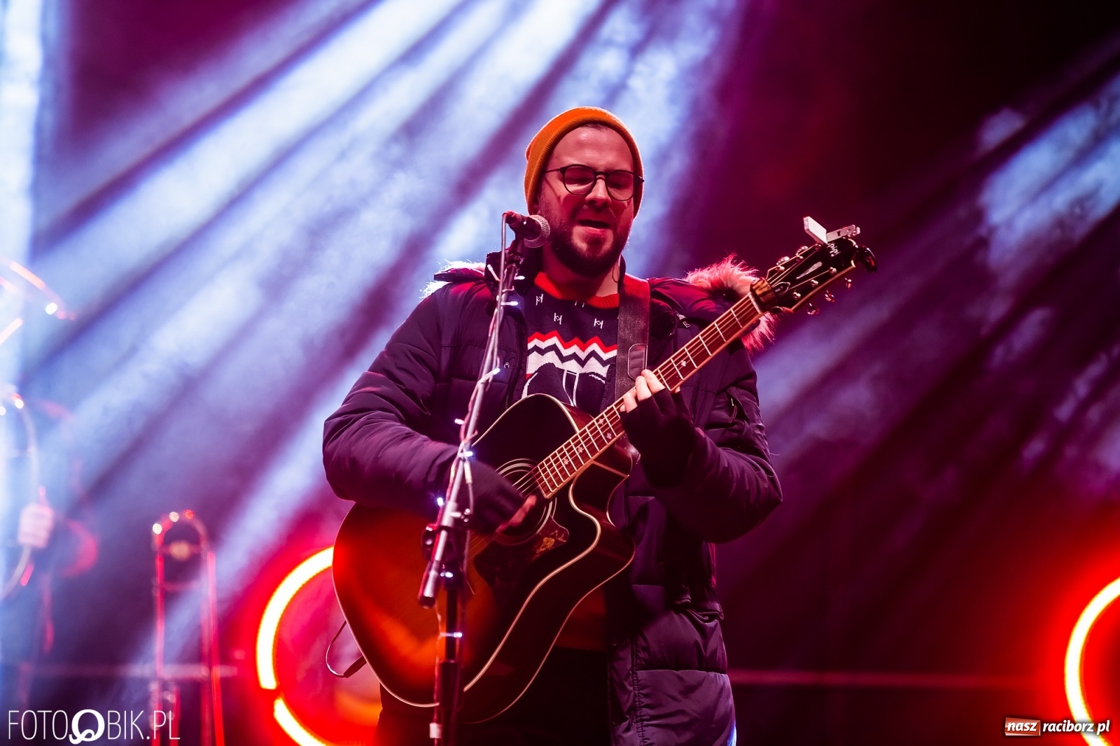 Zdjęcie w galerii na portalu naszraciborz.pl: Enej kolędowo na zamku w Raciborzu [WIDEO] wiadomości z regionu
