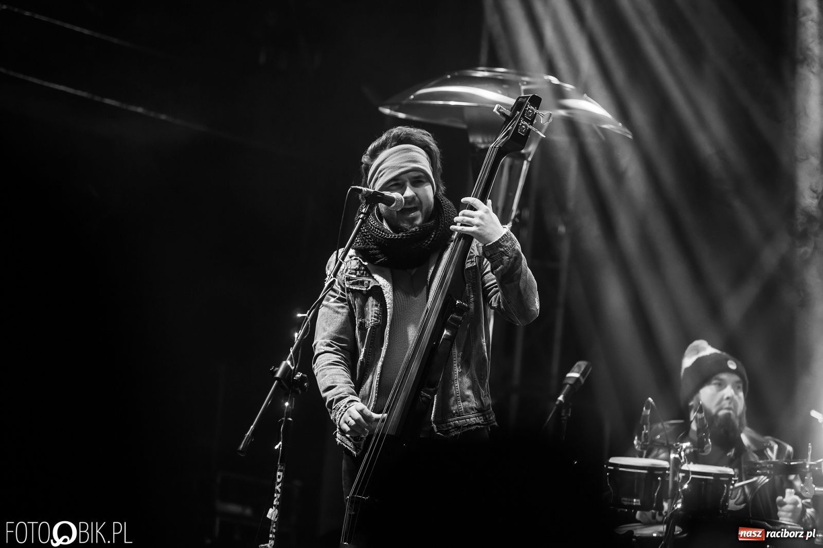 Zdjęcie w galerii na portalu naszraciborz.pl: Enej kolędowo na zamku w Raciborzu [WIDEO] wiadomości z regionu