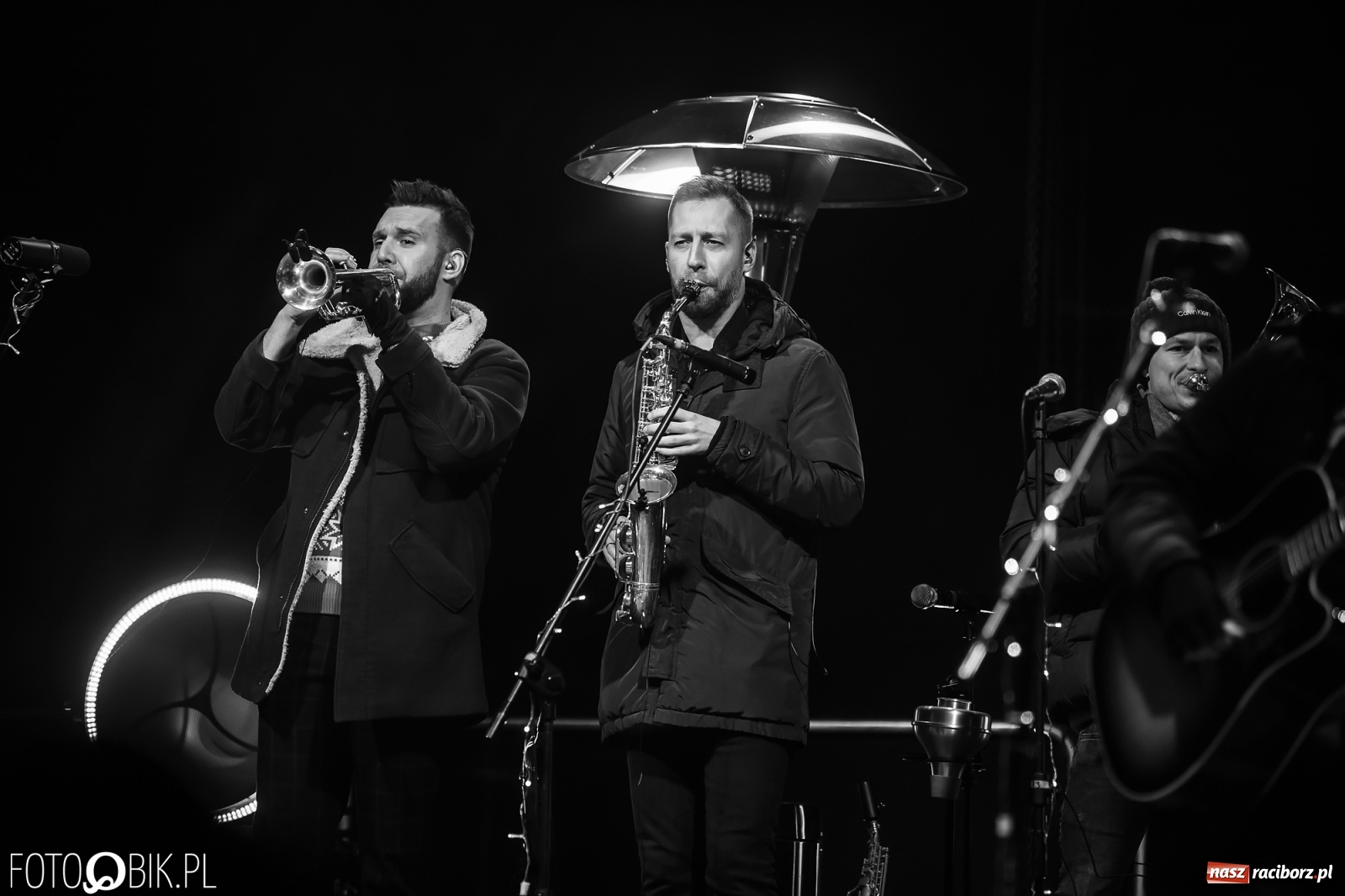 Zdjęcie w galerii na portalu naszraciborz.pl: Enej kolędowo na zamku w Raciborzu [WIDEO] wiadomości z regionu