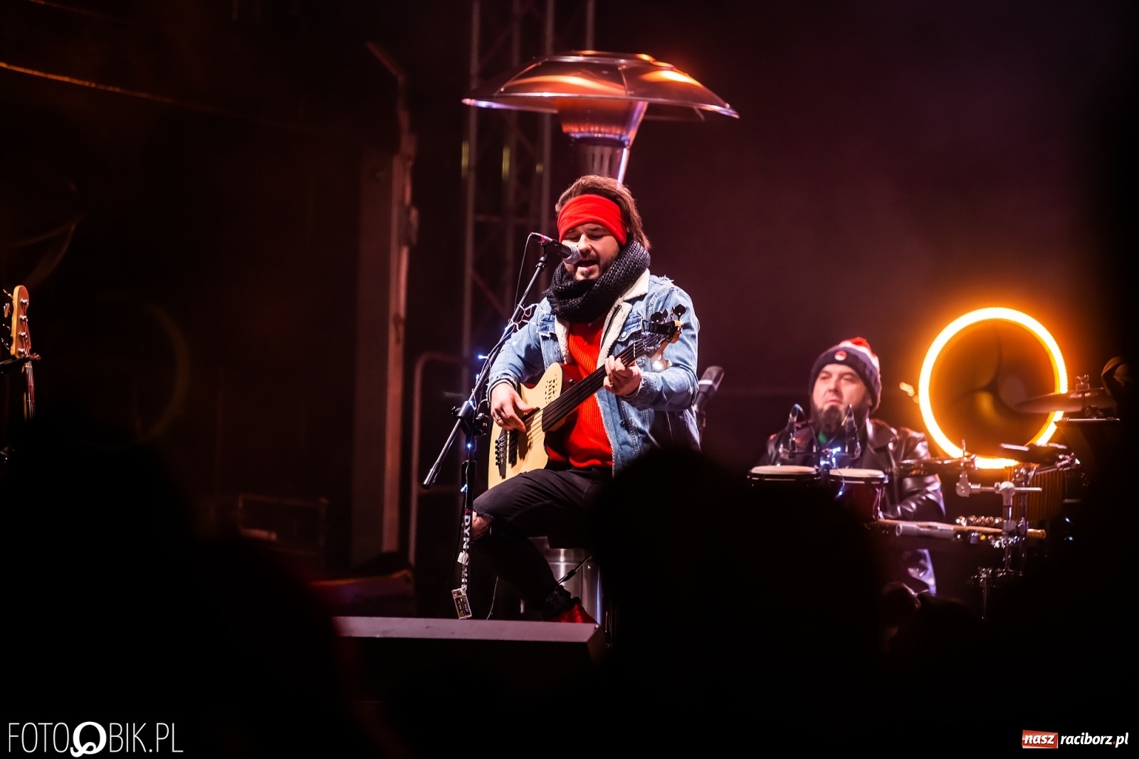 Zdjęcie w galerii na portalu naszraciborz.pl: Enej kolędowo na zamku w Raciborzu [WIDEO] wiadomości z regionu