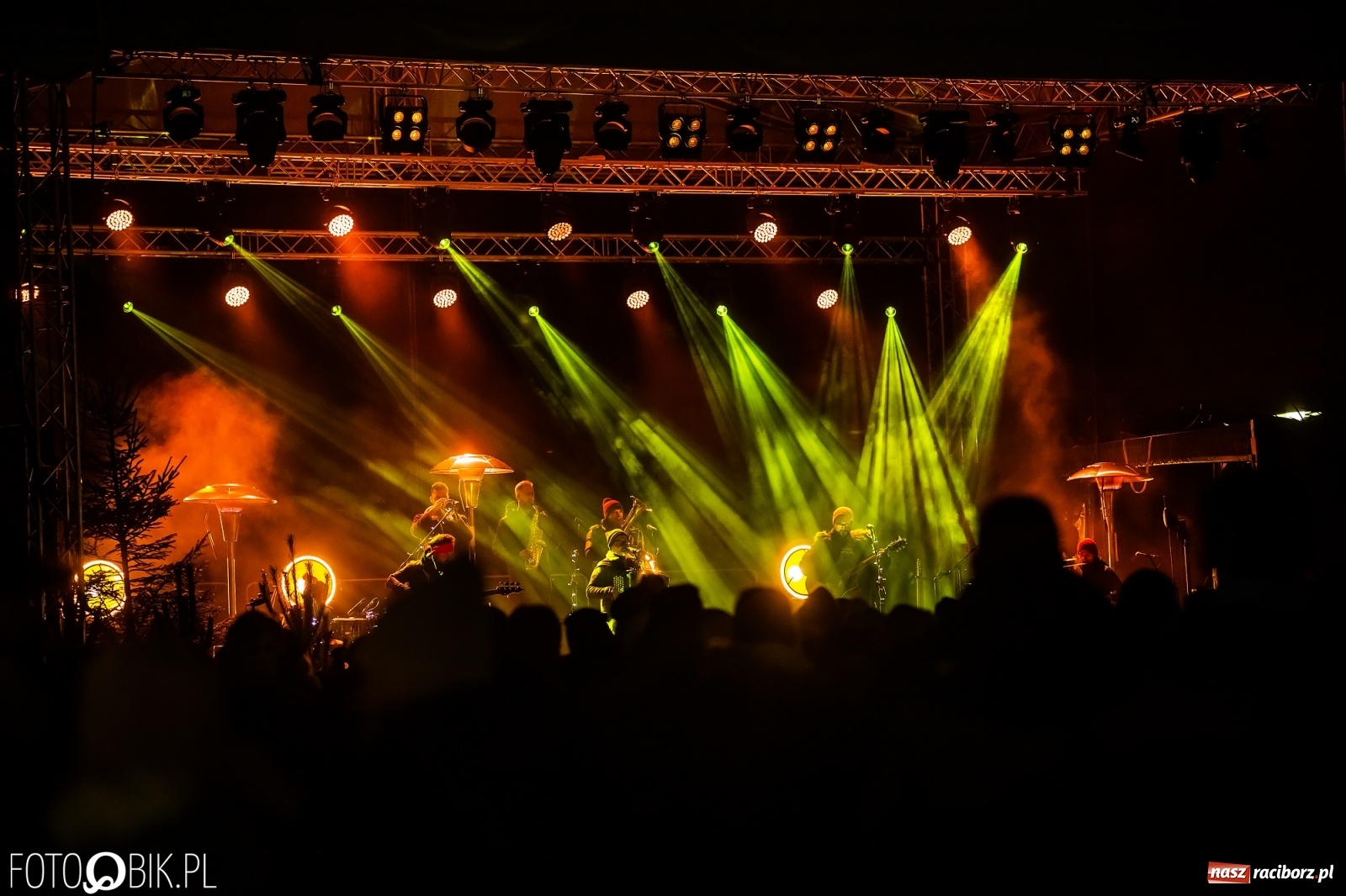 Zdjęcie w galerii na portalu naszraciborz.pl: Enej kolędowo na zamku w Raciborzu [WIDEO] wiadomości z regionu