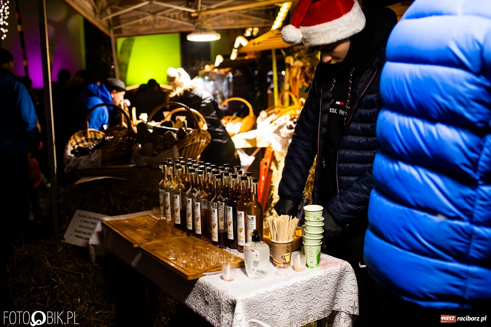 Zdjęcie w galerii na portalu naszraciborz.pl: Enej kolędowo na zamku w Raciborzu [WIDEO] wiadomości z regionu