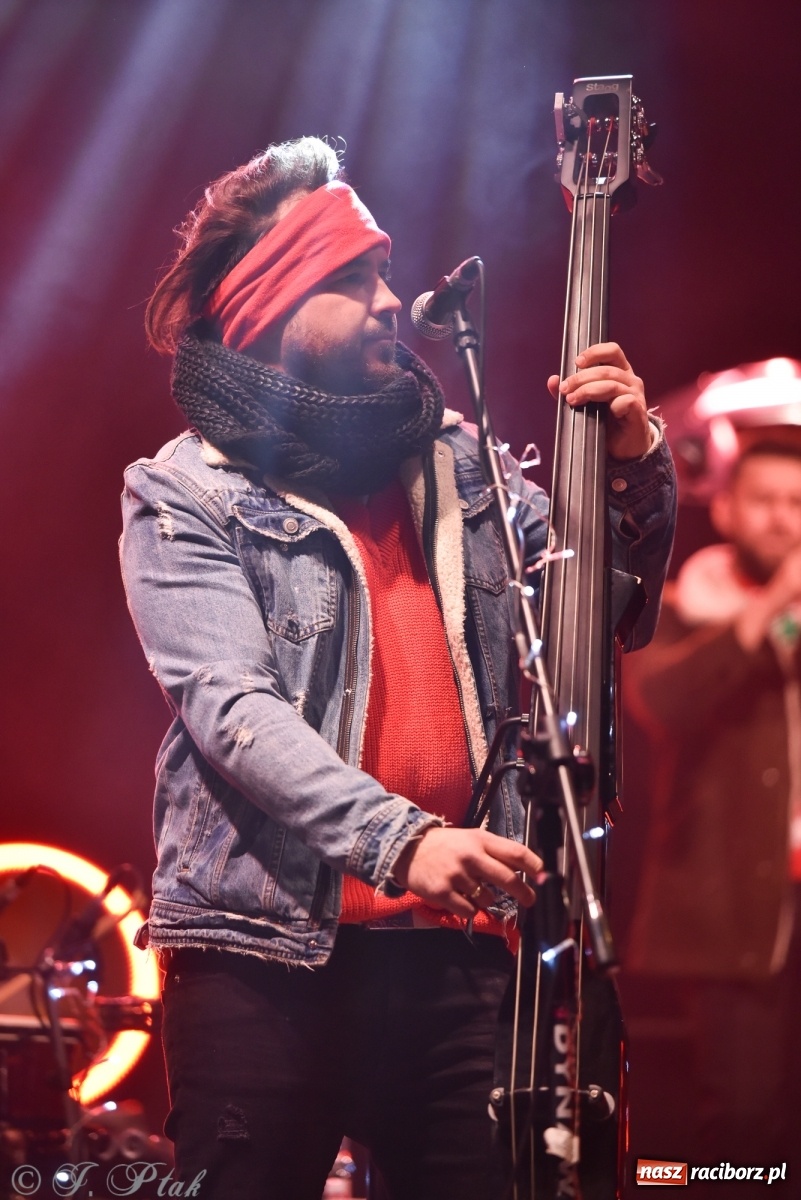 Zdjęcie w galerii na portalu naszraciborz.pl: Enej kolędowo na zamku w Raciborzu [WIDEO] wiadomości z regionu