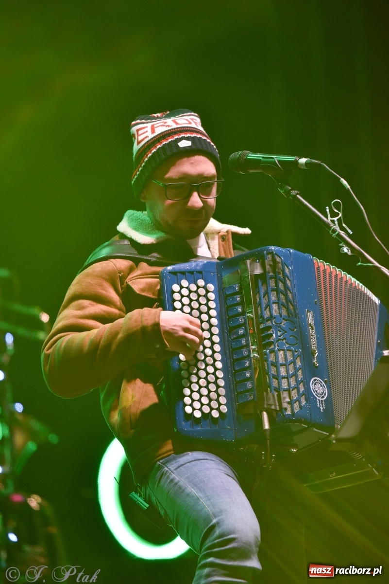 Zdjęcie w galerii na portalu naszraciborz.pl: Enej kolędowo na zamku w Raciborzu [WIDEO] wiadomości z regionu
