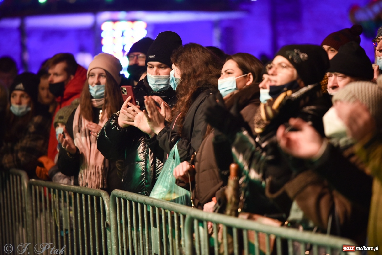 Zdjęcie w galerii na portalu naszraciborz.pl: Enej kolędowo na zamku w Raciborzu [WIDEO] wiadomości z regionu