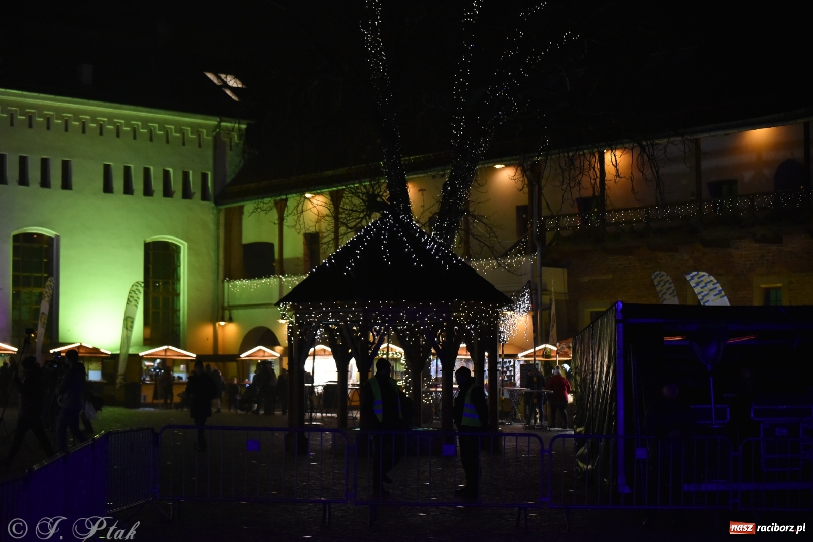 Zdjęcie w galerii na portalu naszraciborz.pl: Miraż na zamkowym jarmarku [FOTO i WIDEO] wiadomości z regionu