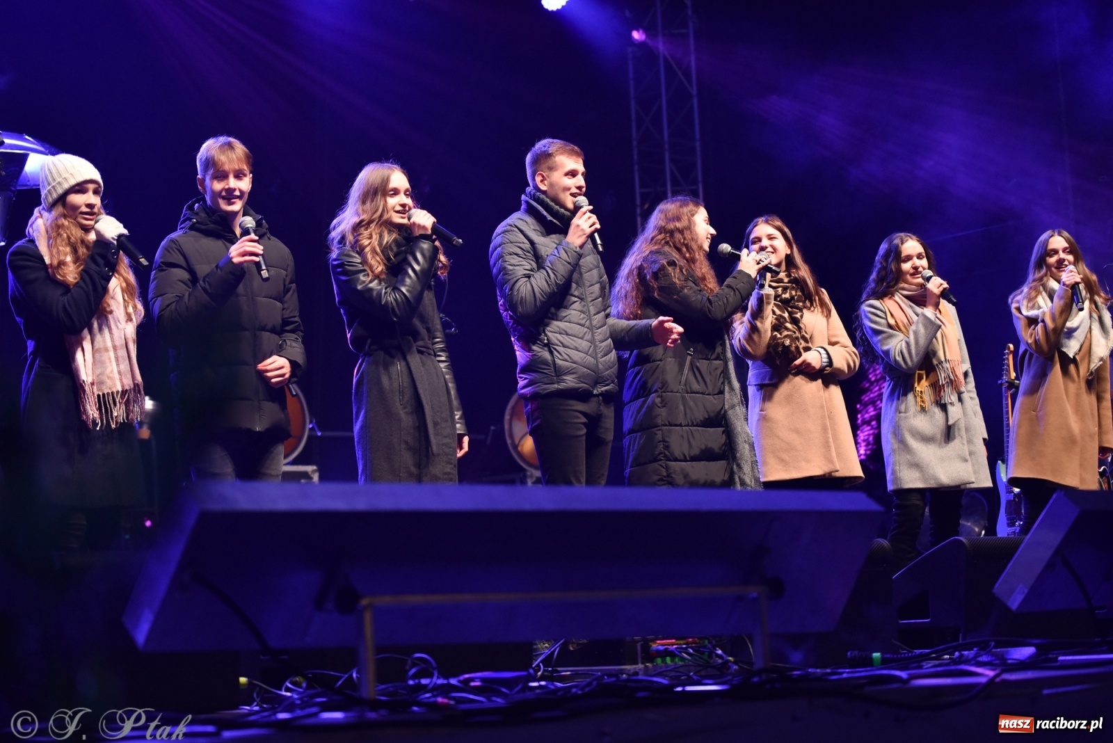 Zdjęcie w galerii na portalu naszraciborz.pl: Miraż na zamkowym jarmarku [FOTO i WIDEO] wiadomości z regionu