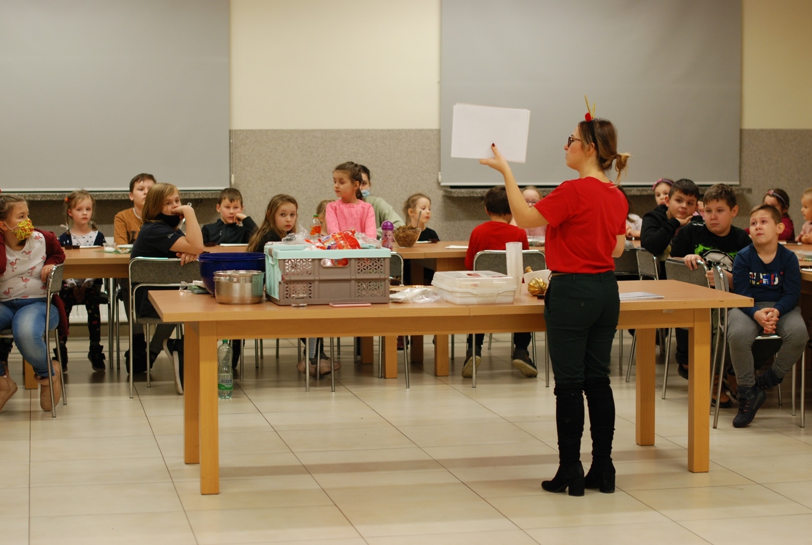 Zdjęcie w galerii na portalu naszraciborz.pl: W Nędzy pokazano magiczny świat czekolady wiadomości z regionu