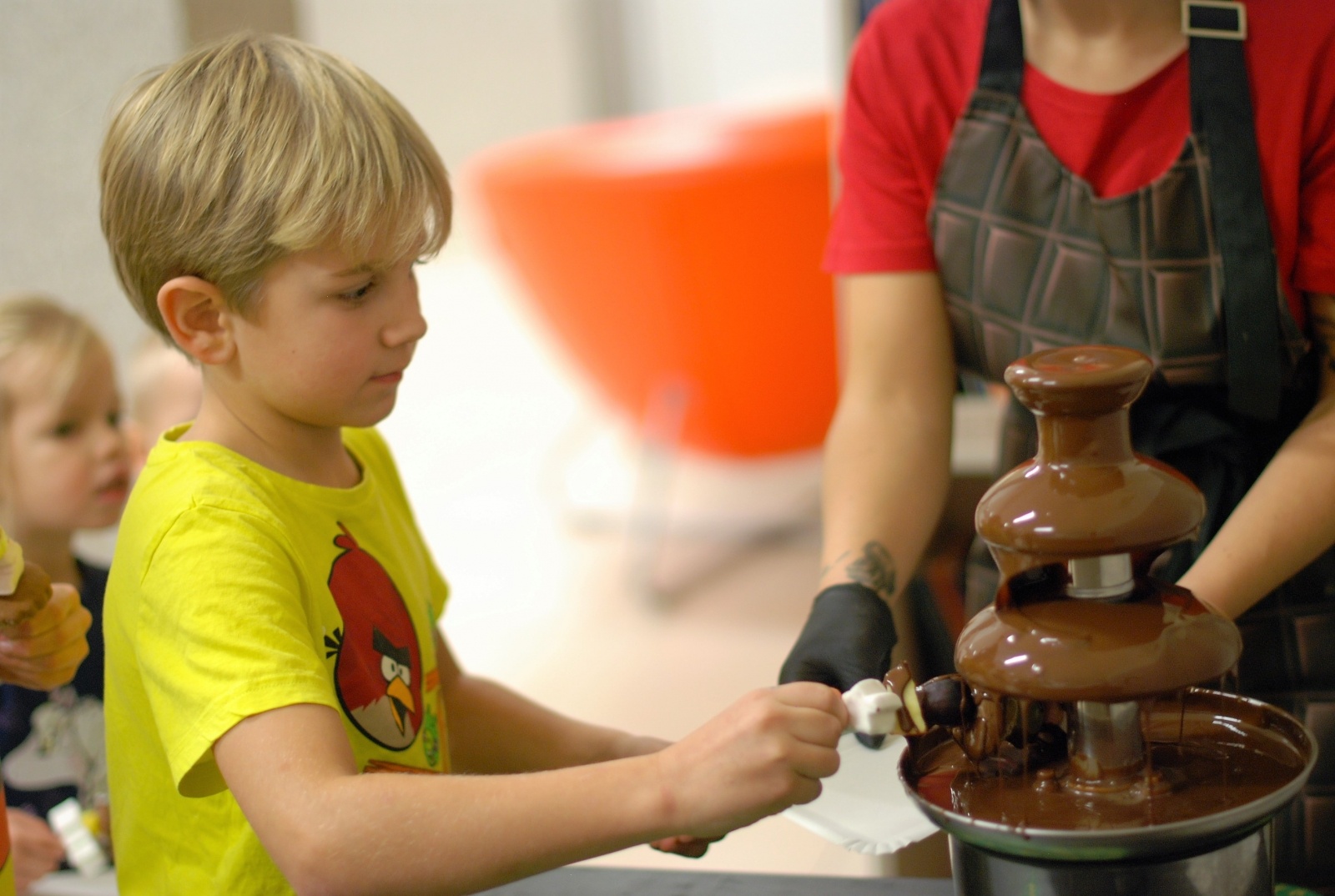 Zdjęcie w galerii na portalu naszraciborz.pl: W Nędzy pokazano magiczny świat czekolady wiadomości z regionu