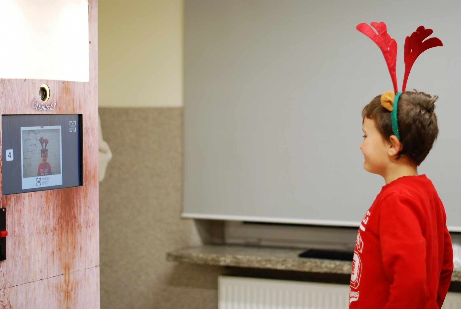 Zdjęcie w galerii na portalu naszraciborz.pl: W Nędzy pokazano magiczny świat czekolady wiadomości z regionu