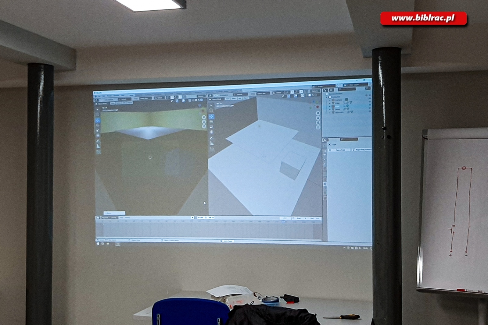 Zdjęcie w galerii na portalu naszraciborz.pl: W bibliotece młodzież szkoliła się z druku 3D i grafiki użytkowej wiadomości z regionu